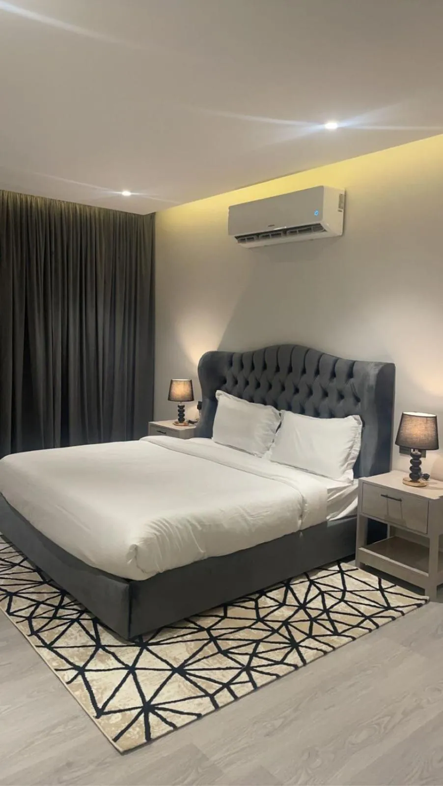 Bed in Durat Al Urubah