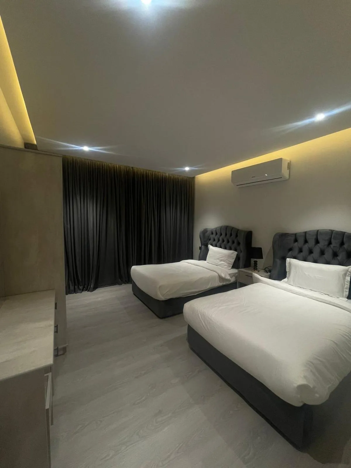 Bed in Durat Al Urubah