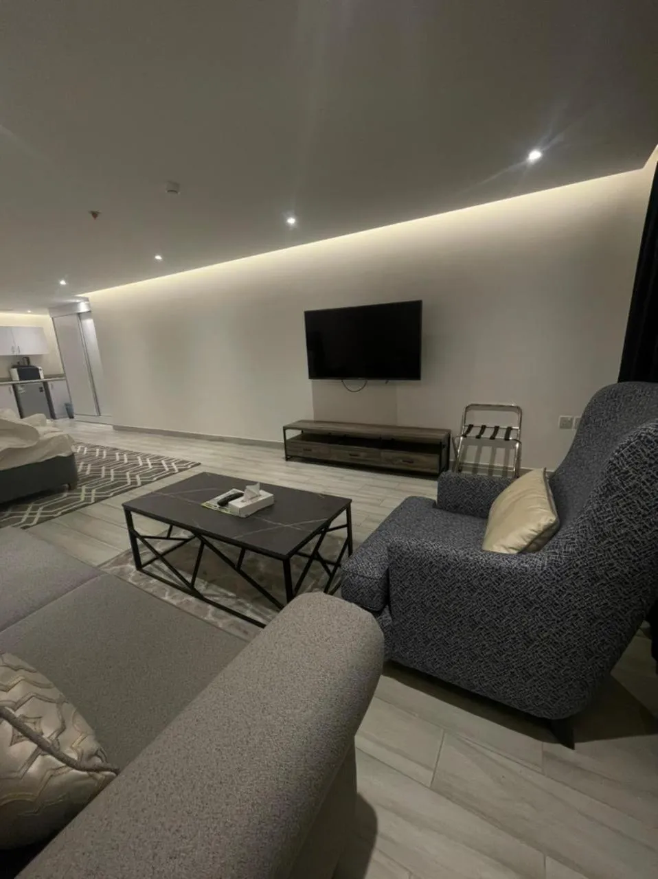 TV and multimedia in Durat Al Urubah