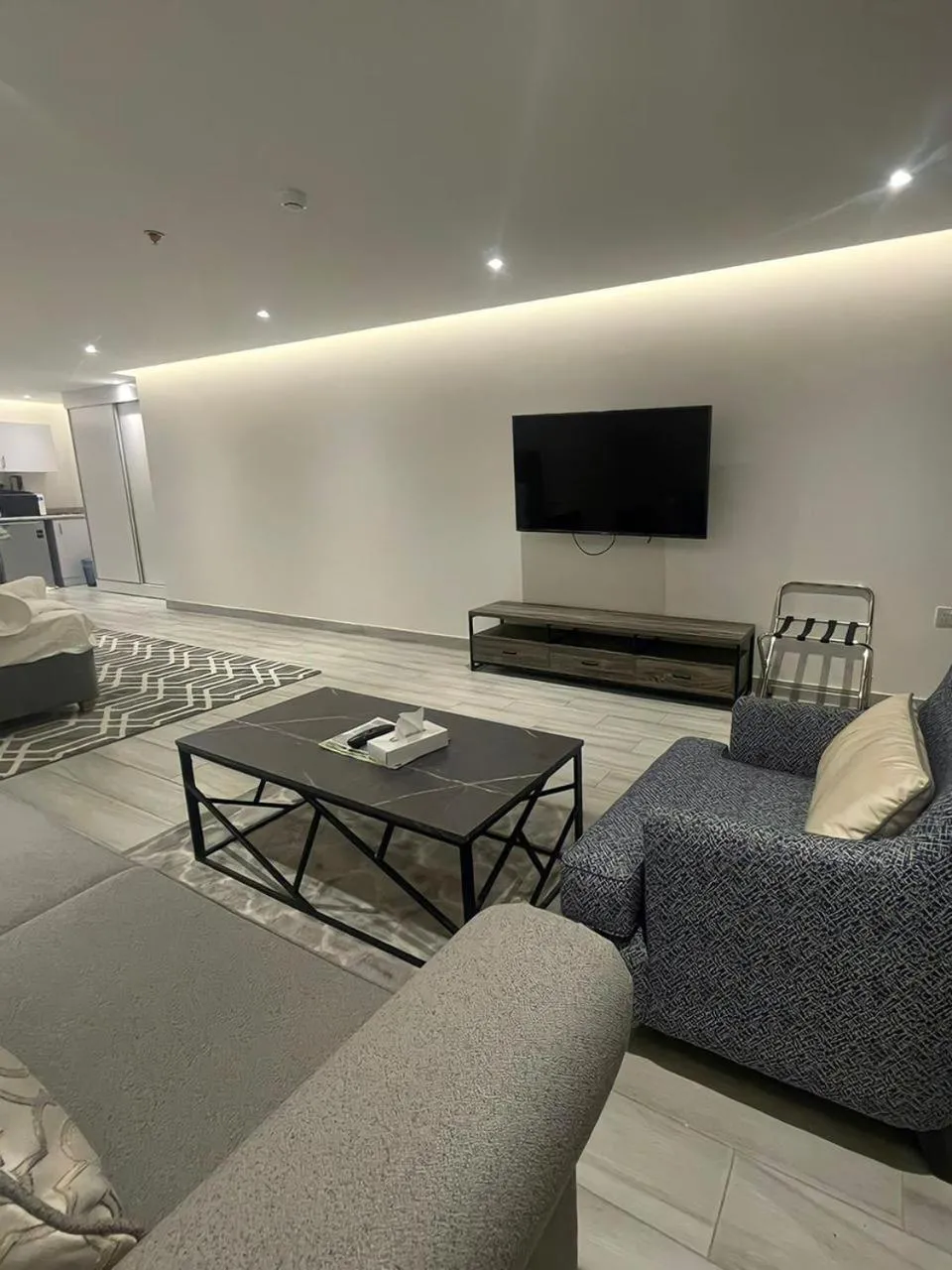 Communal lounge/ TV room in Durat Al Urubah