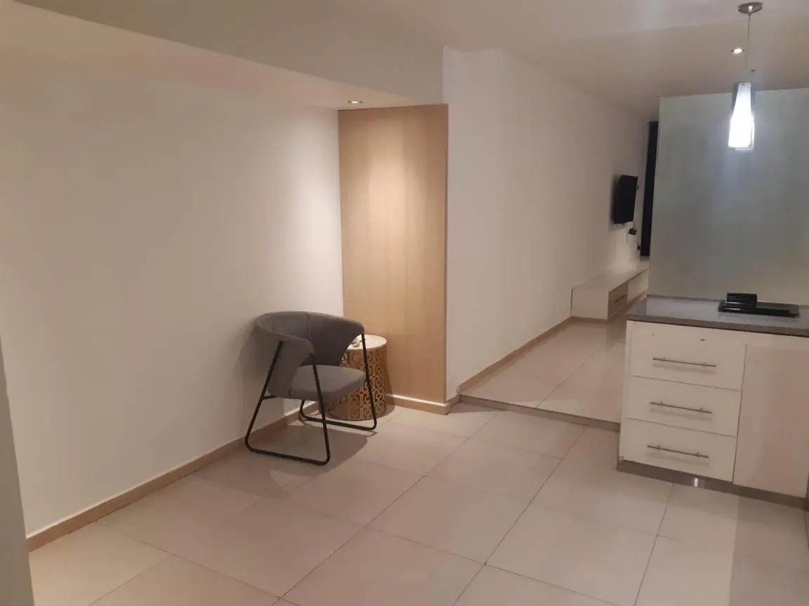 Kitchen or kitchenette in Durat Al Urubah