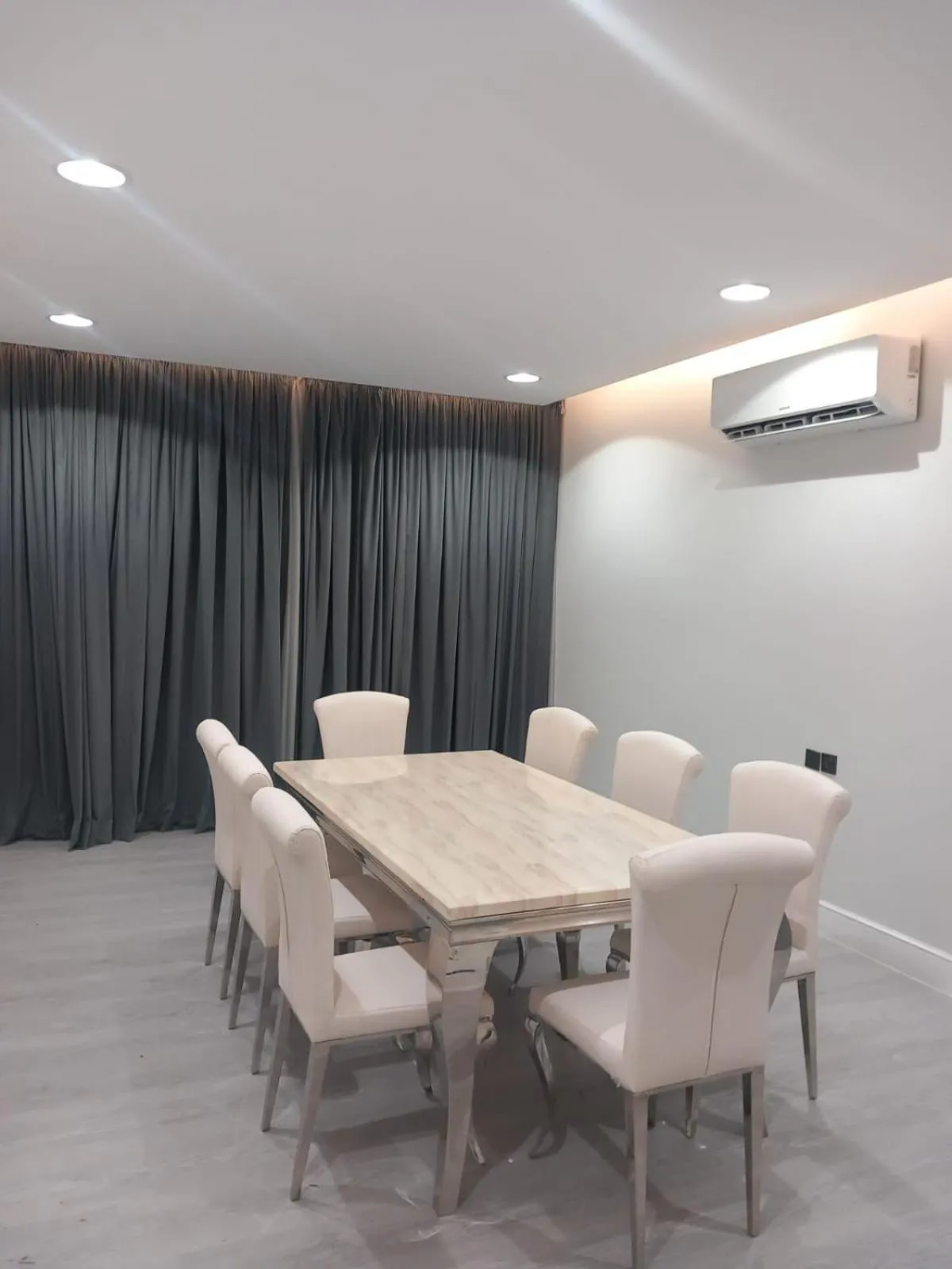 Dining area in Durat Al Urubah