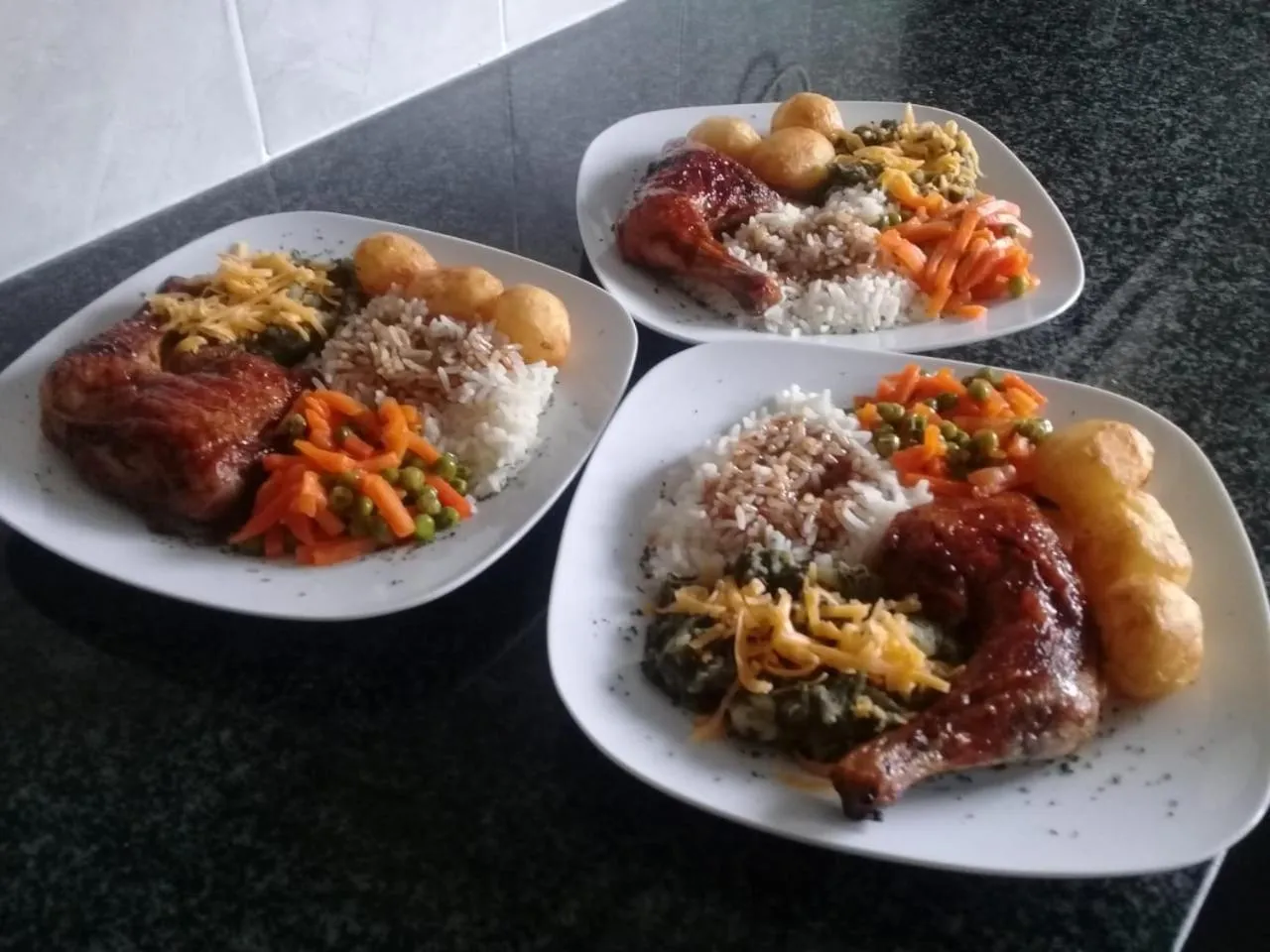 Food in Jolani Guest House