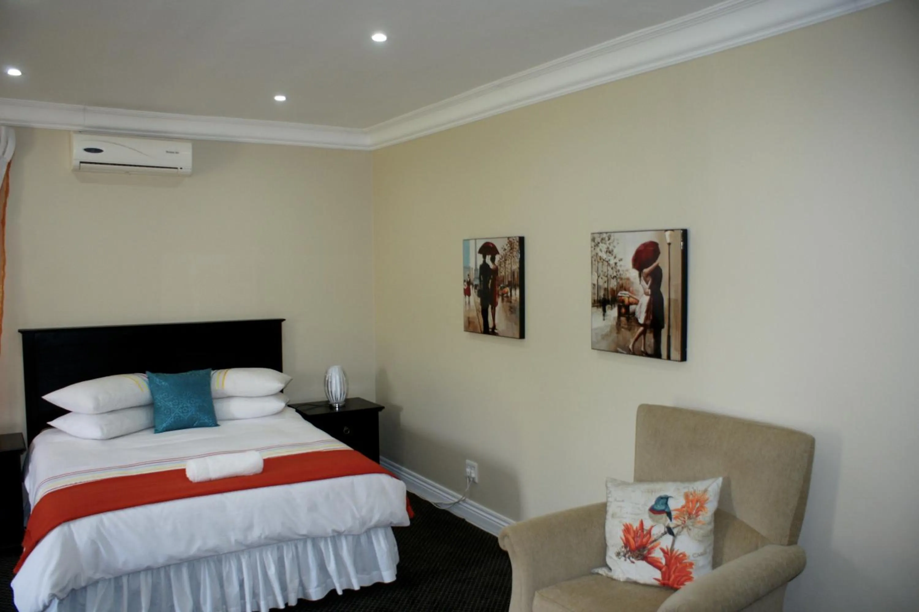 Garden, Bed in Jolani Guest House