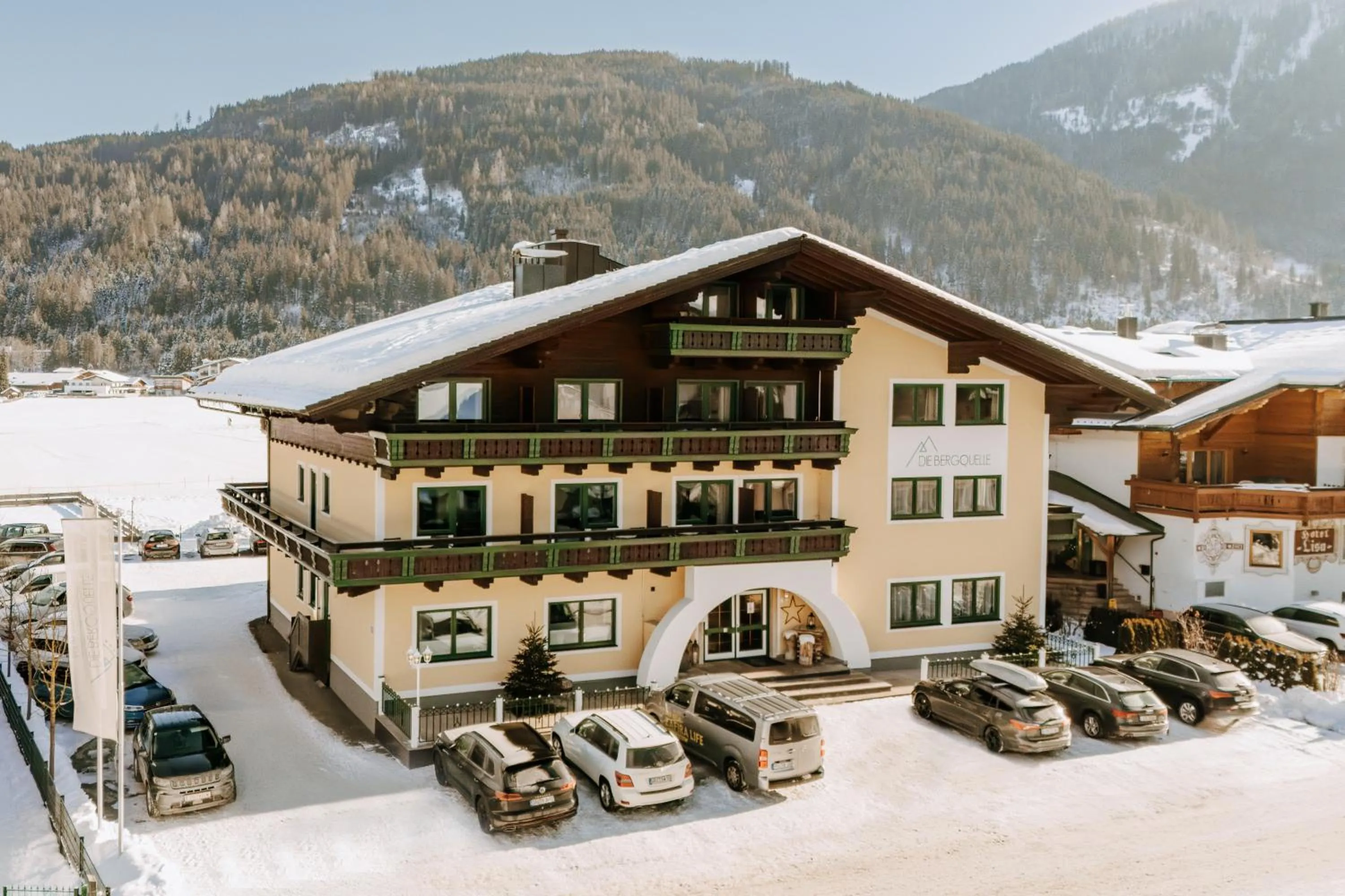 Property building in B&B Hotel Die Bergquelle