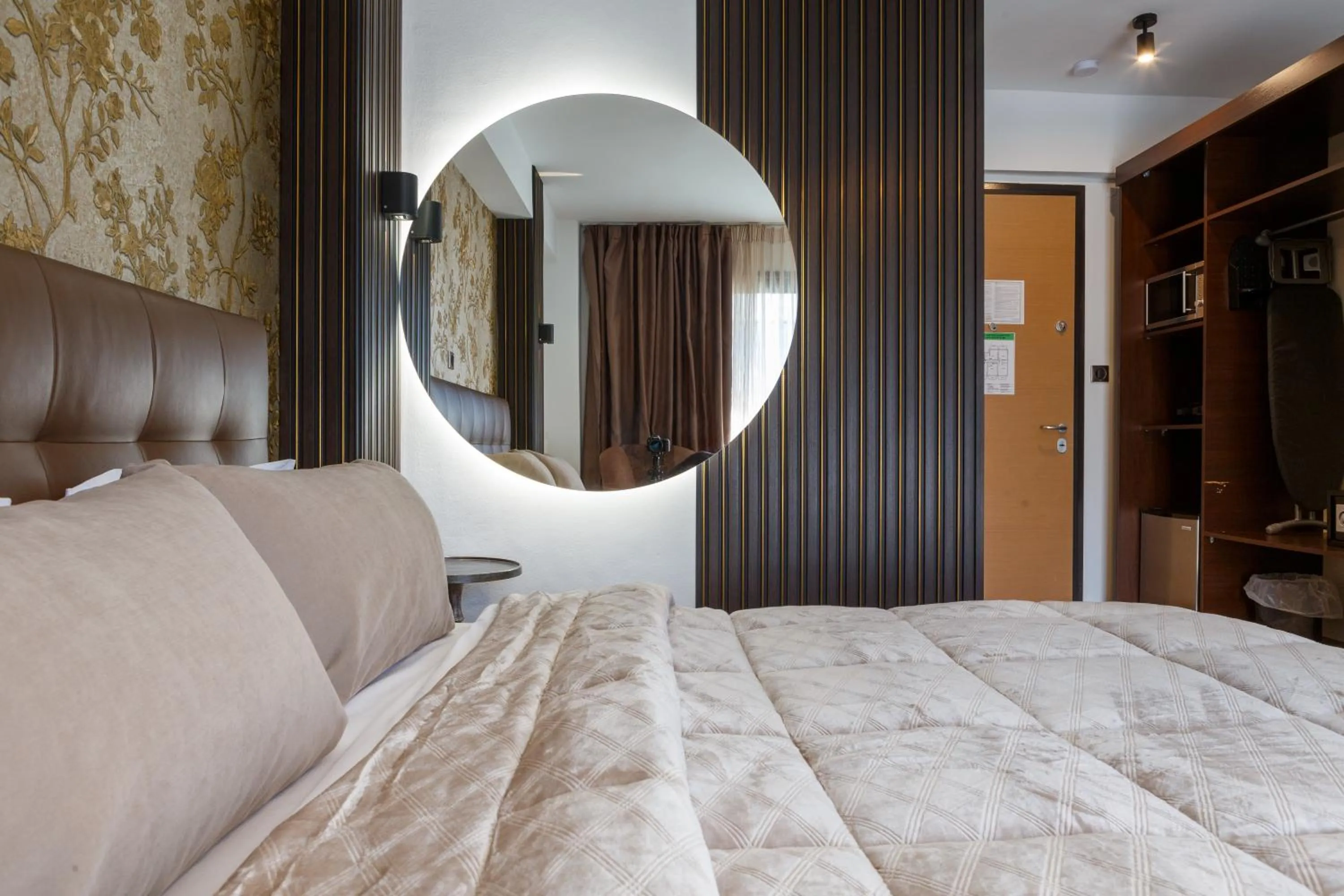 Bed in Limani Comfort Rooms