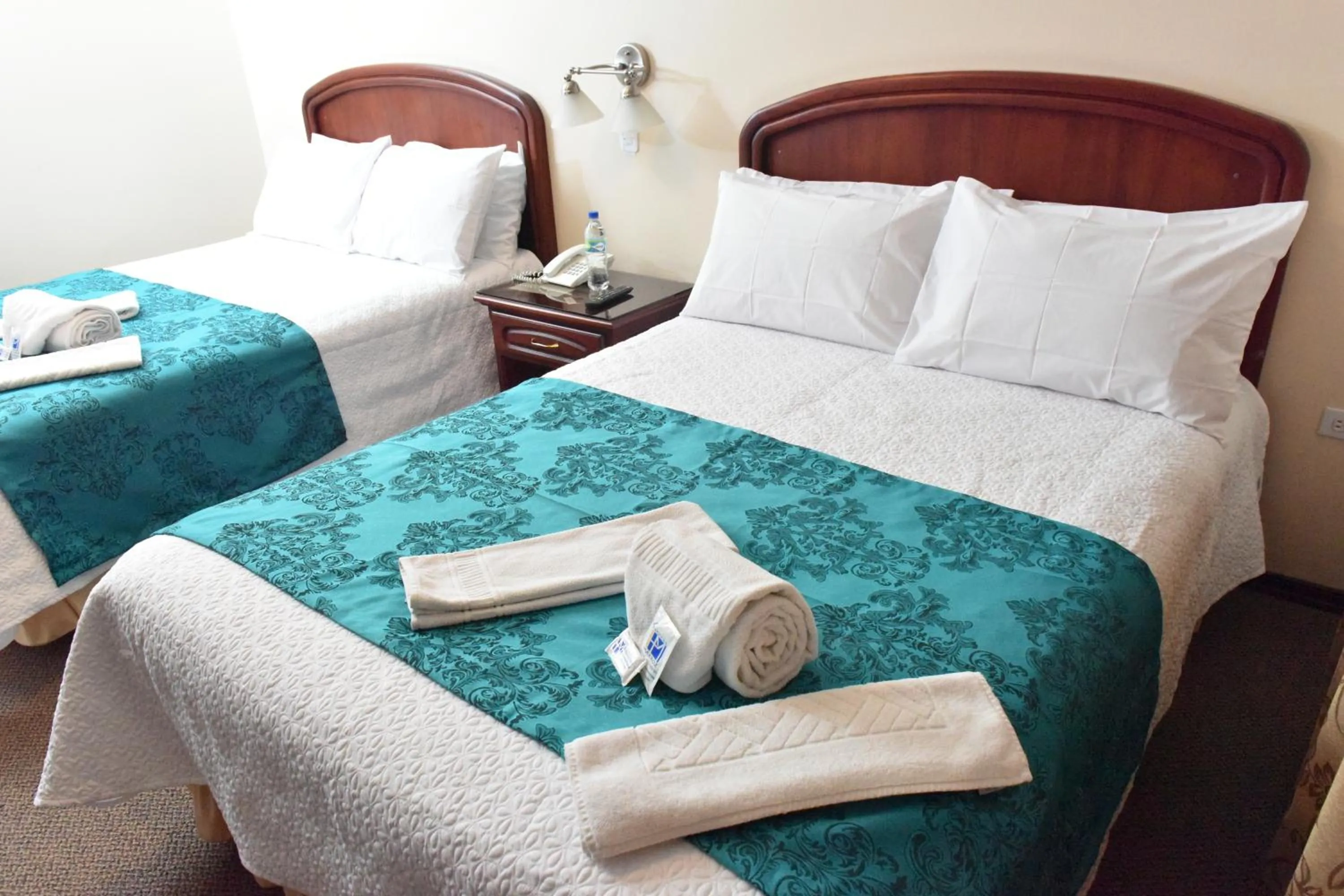 Photo of the whole room, Bed in Hotel Makroz