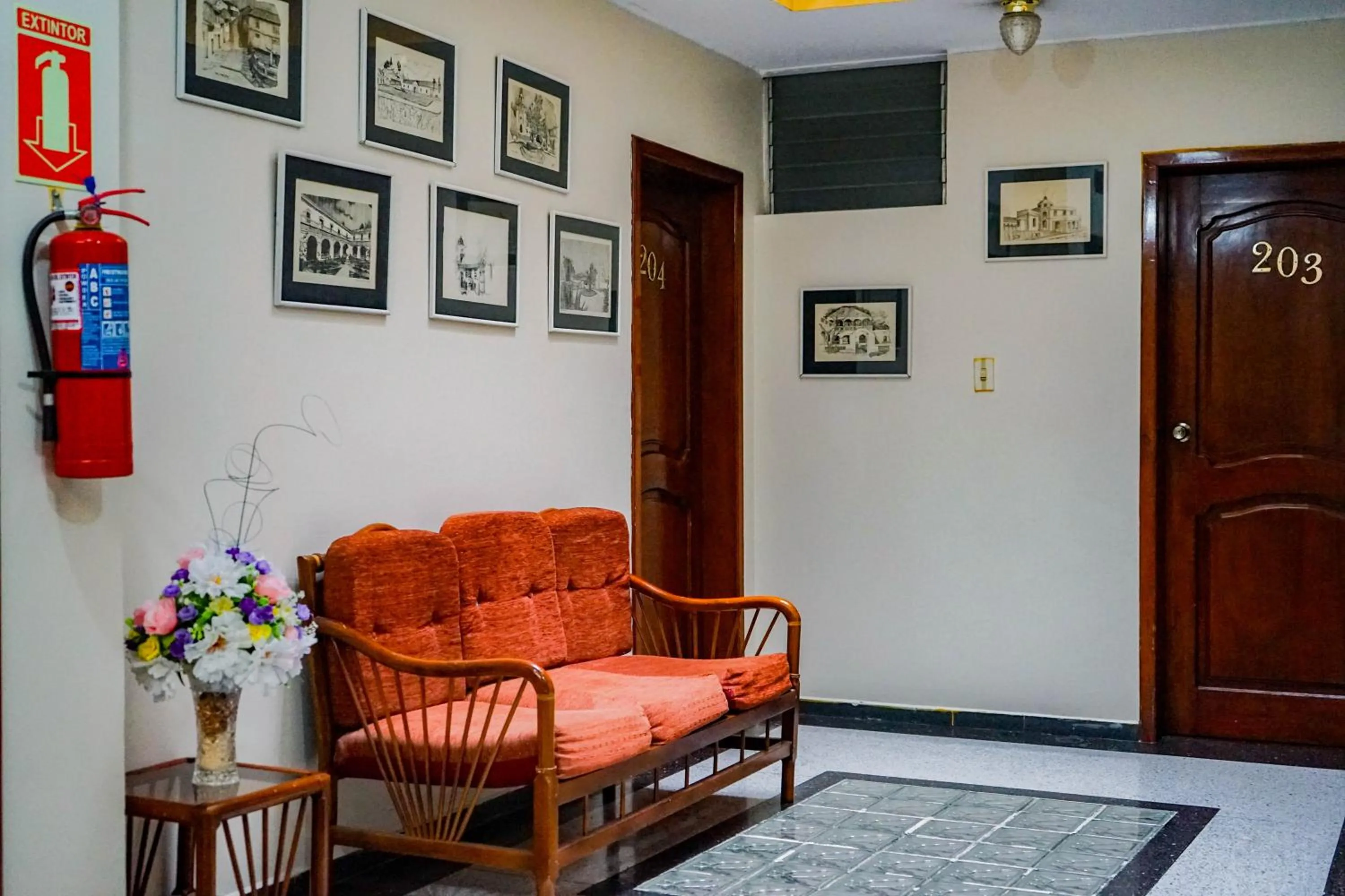 Living room in Hotel Makroz