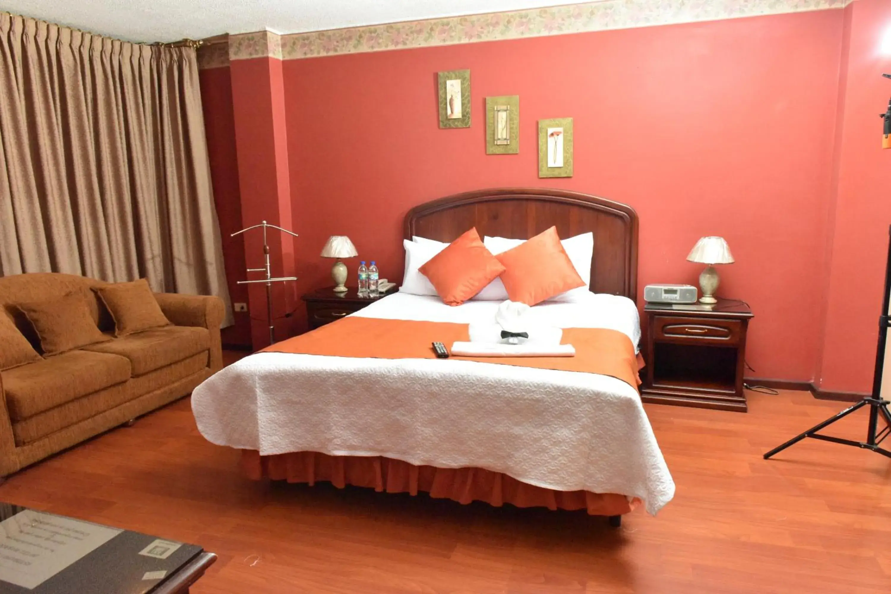 Double Room Double Bed in Hotel Makroz Double Room Double Bed in Hotel Makroz