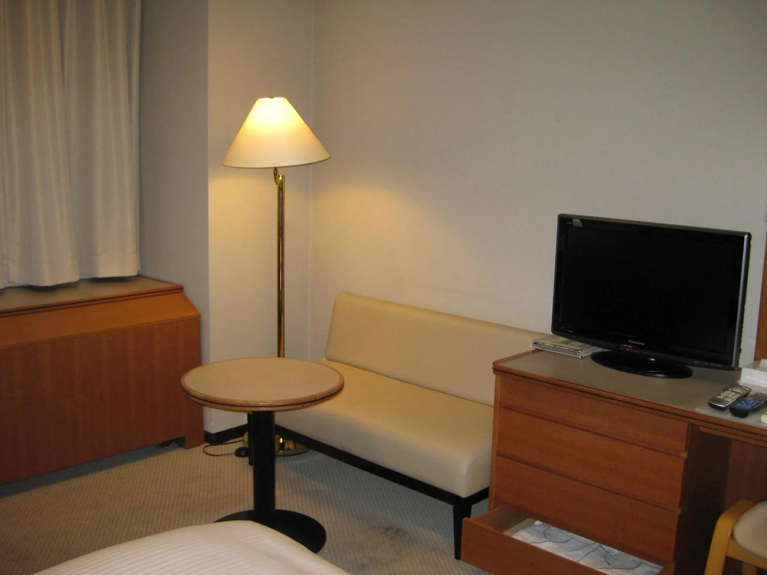 TV and multimedia in Keihanna Plaza Hotel