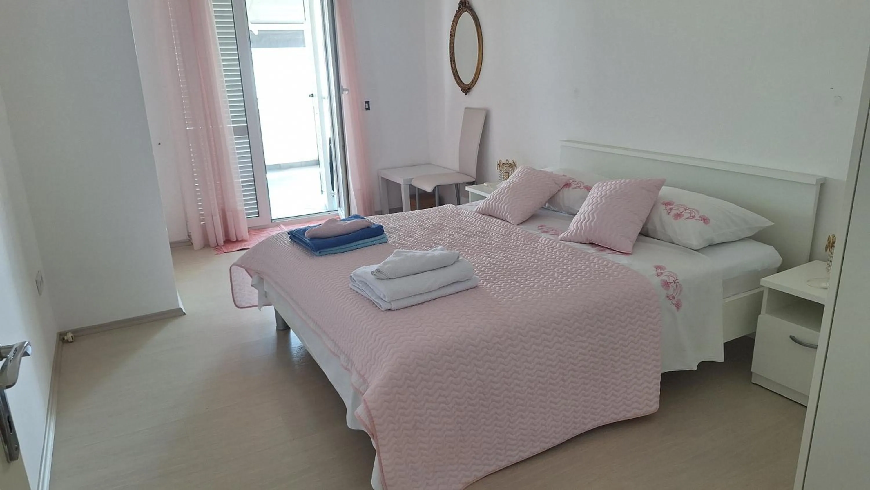 Bedroom, Bed in Apartments G&P