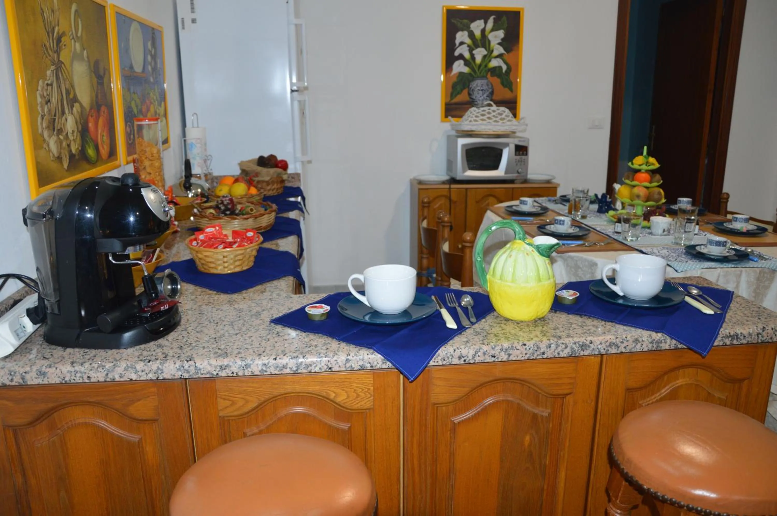 Dining area in B&B Vicolo del Chiostro