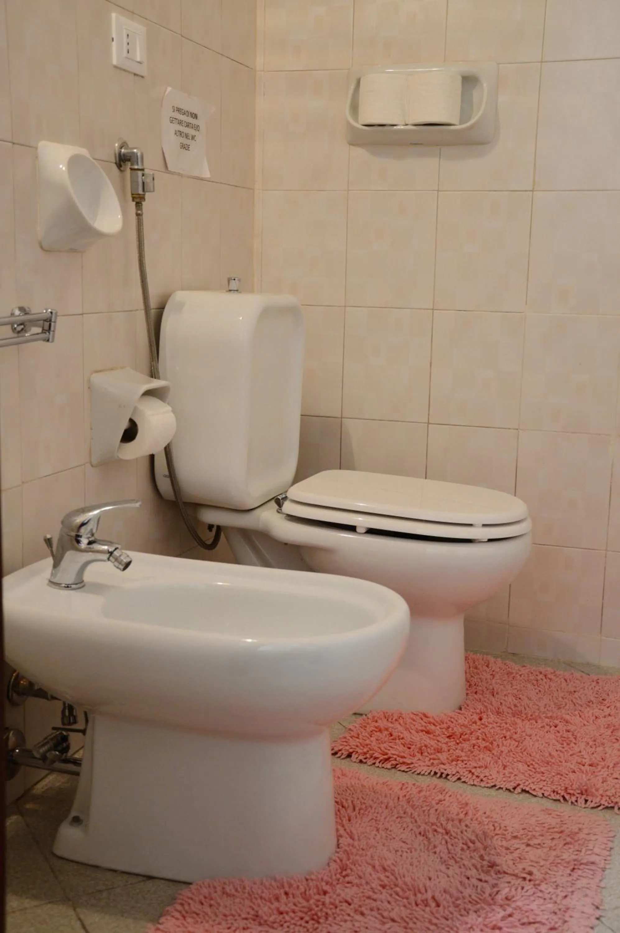 Toilet in B&B Vicolo del Chiostro