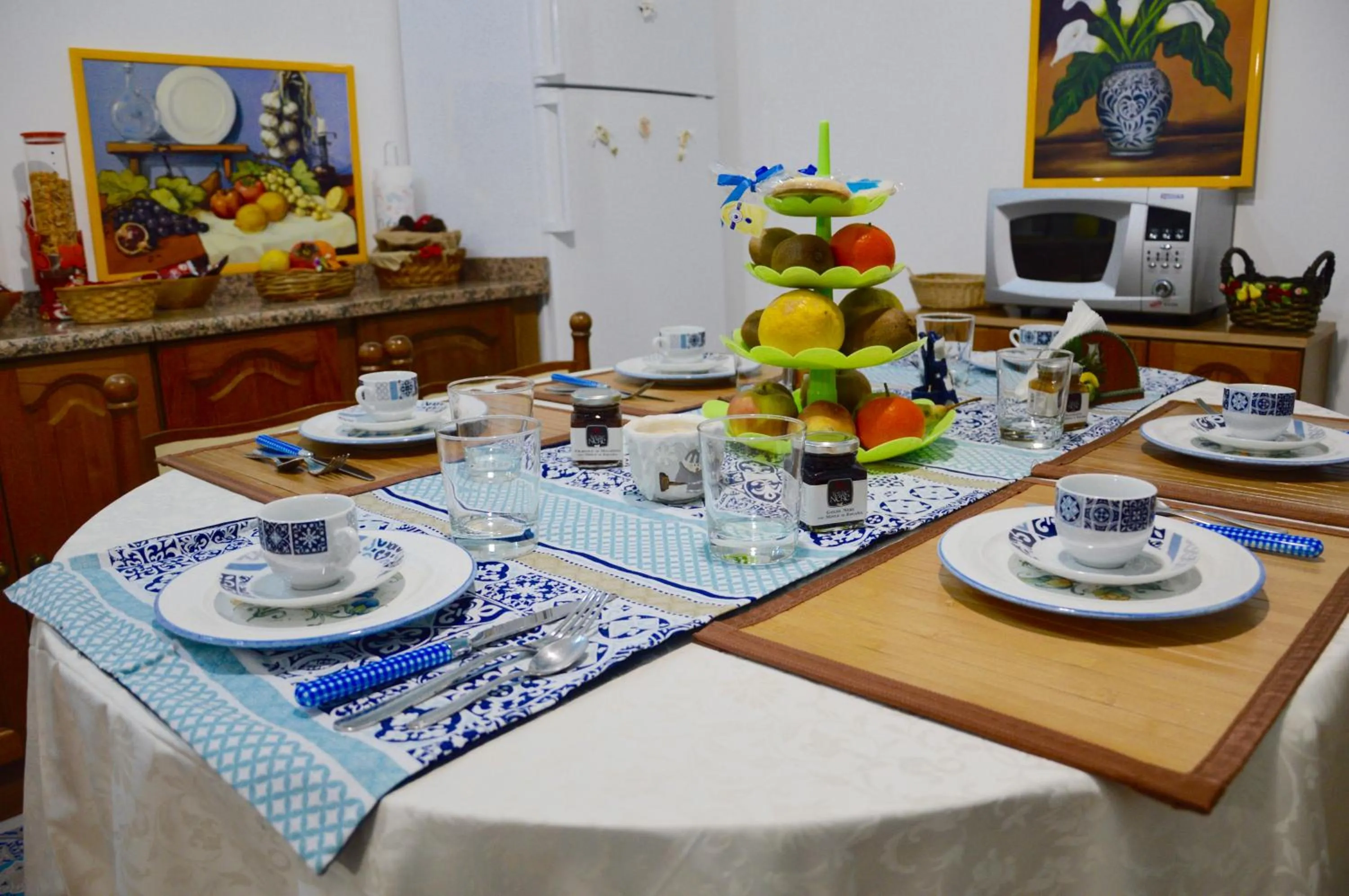 Dining area in B&B Vicolo del Chiostro