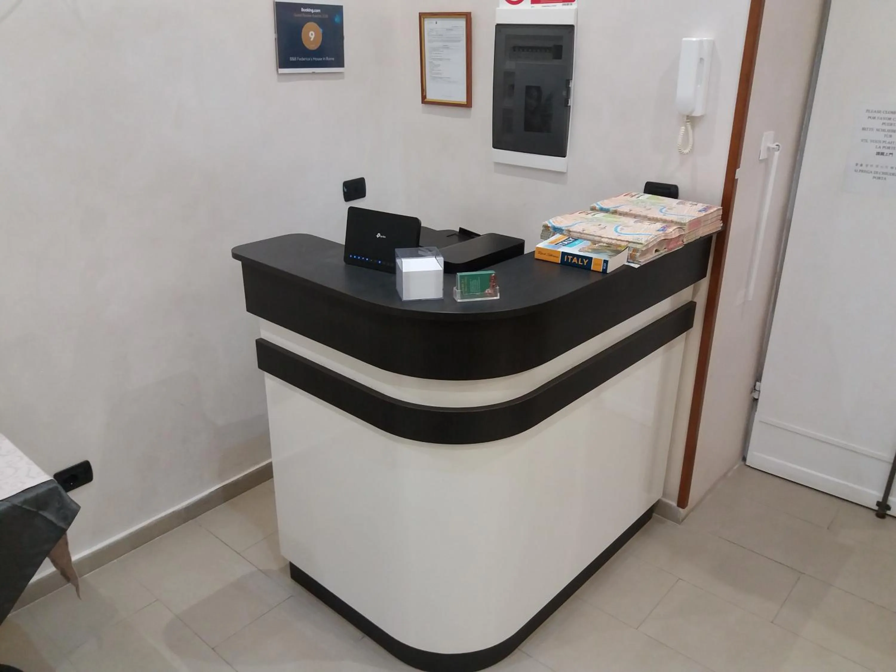 Lobby or reception in B&B Federica's House In Rome