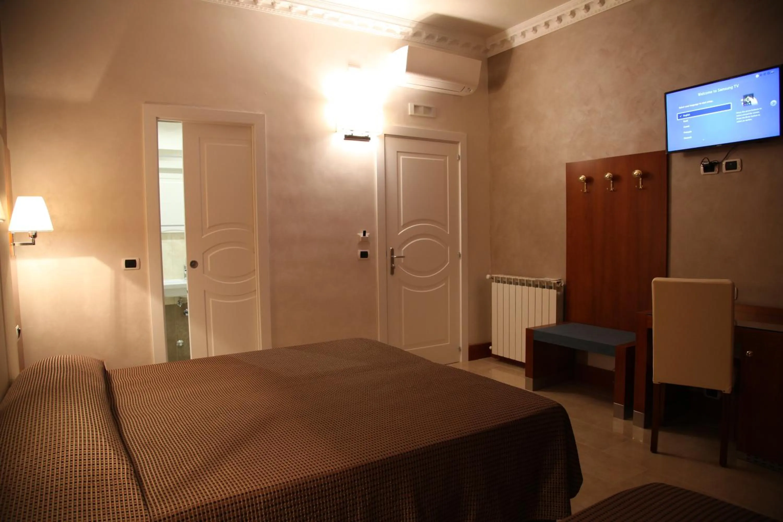 Bed in B&B Federica's House In Rome