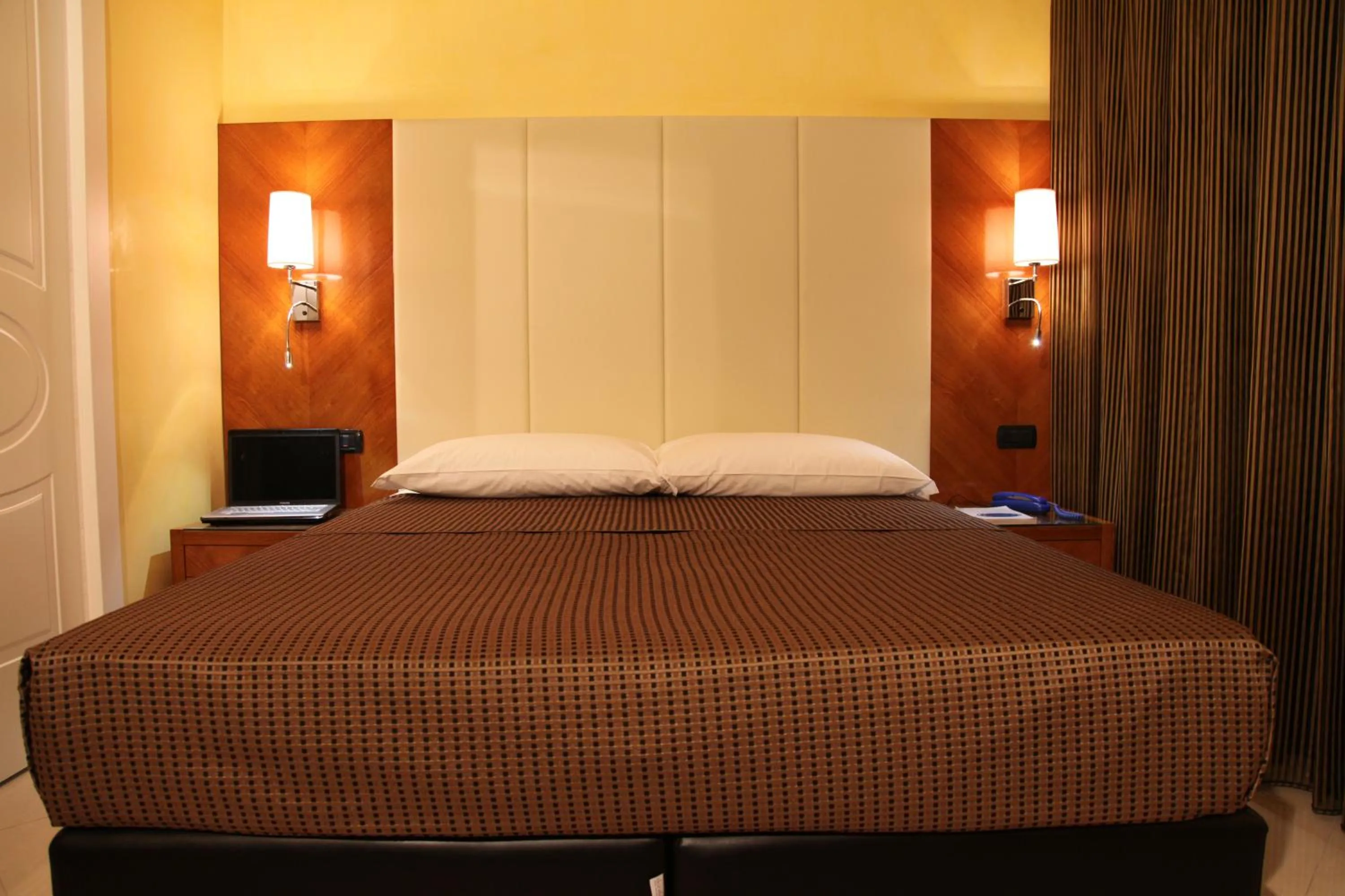 Photo of the whole room, Bed in B&B Federica's House In Rome