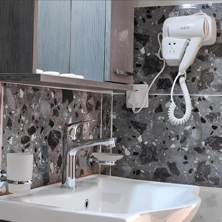 Bathroom in Hasan Zawaideh luxury camp 2