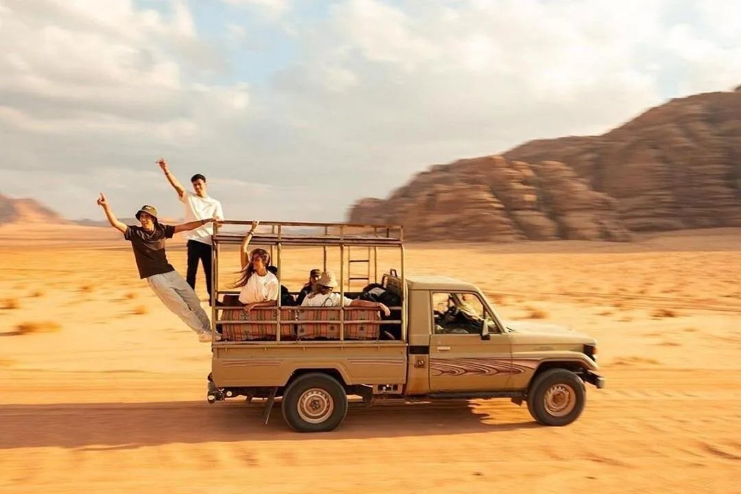 Activities in Hasan Zawaideh luxury camp 2