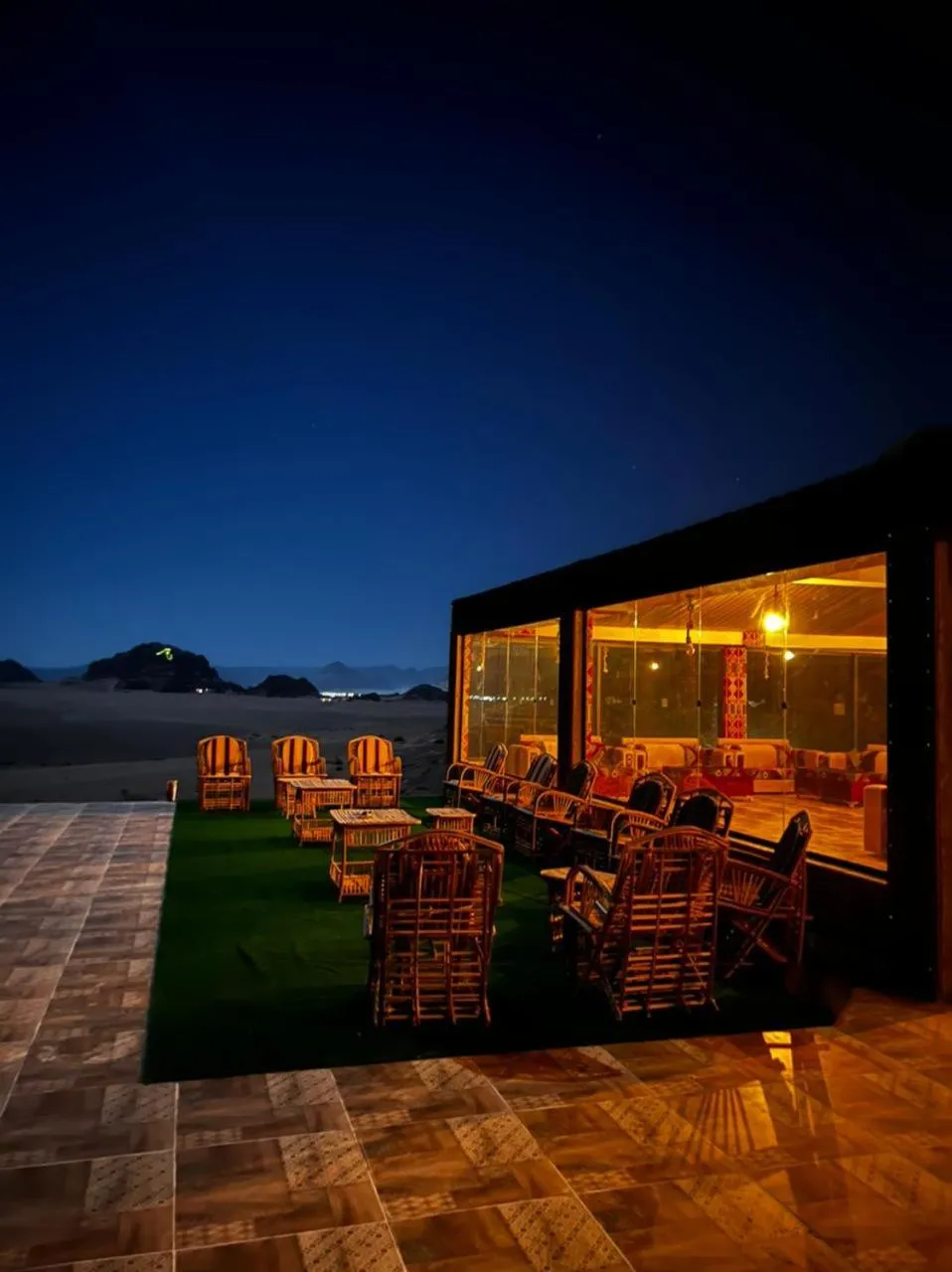 Restaurant/places to eat in Hasan Zawaideh luxury camp 2