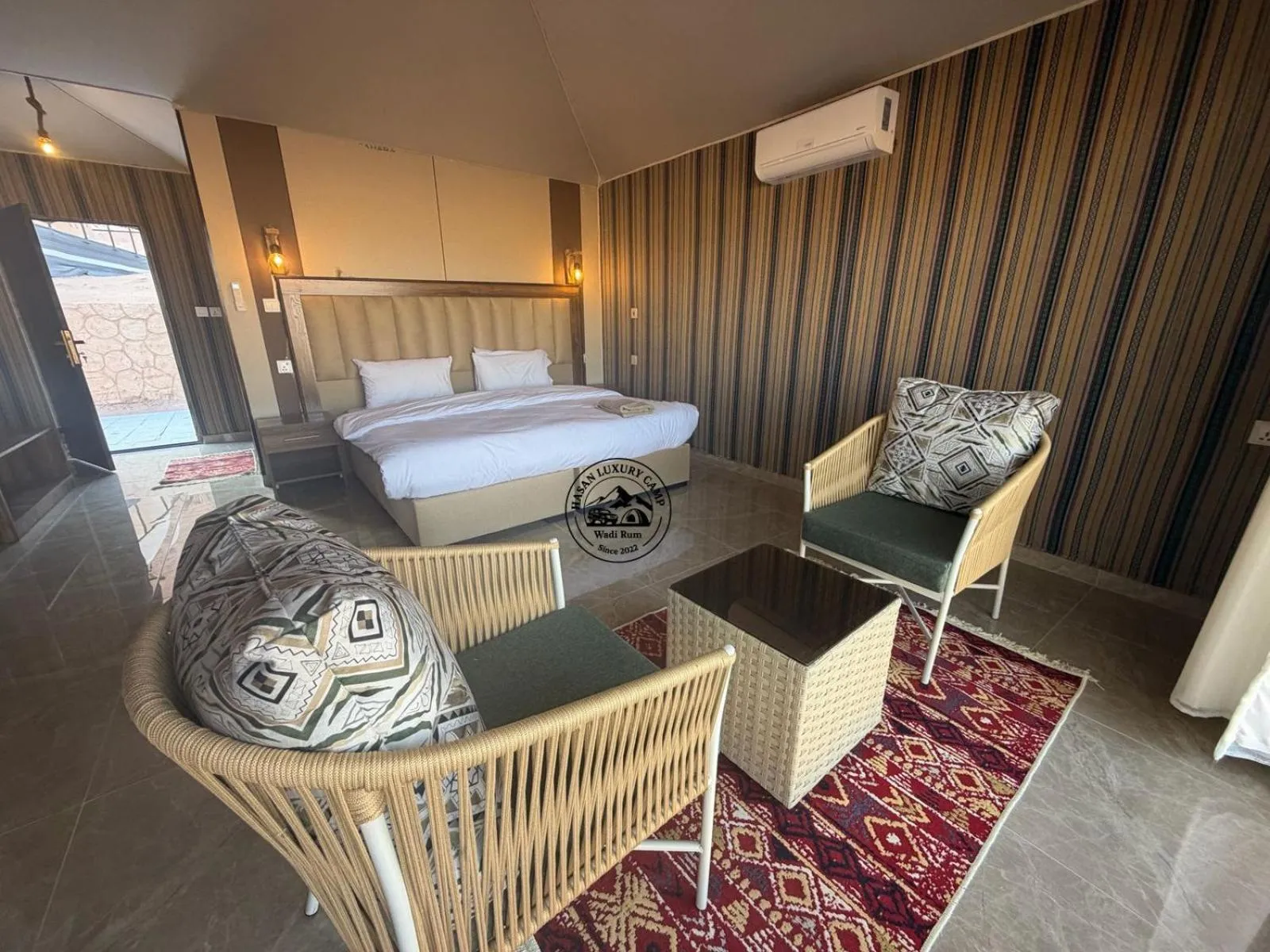 Property building, Bed in Hasan Zawaideh luxury camp 2