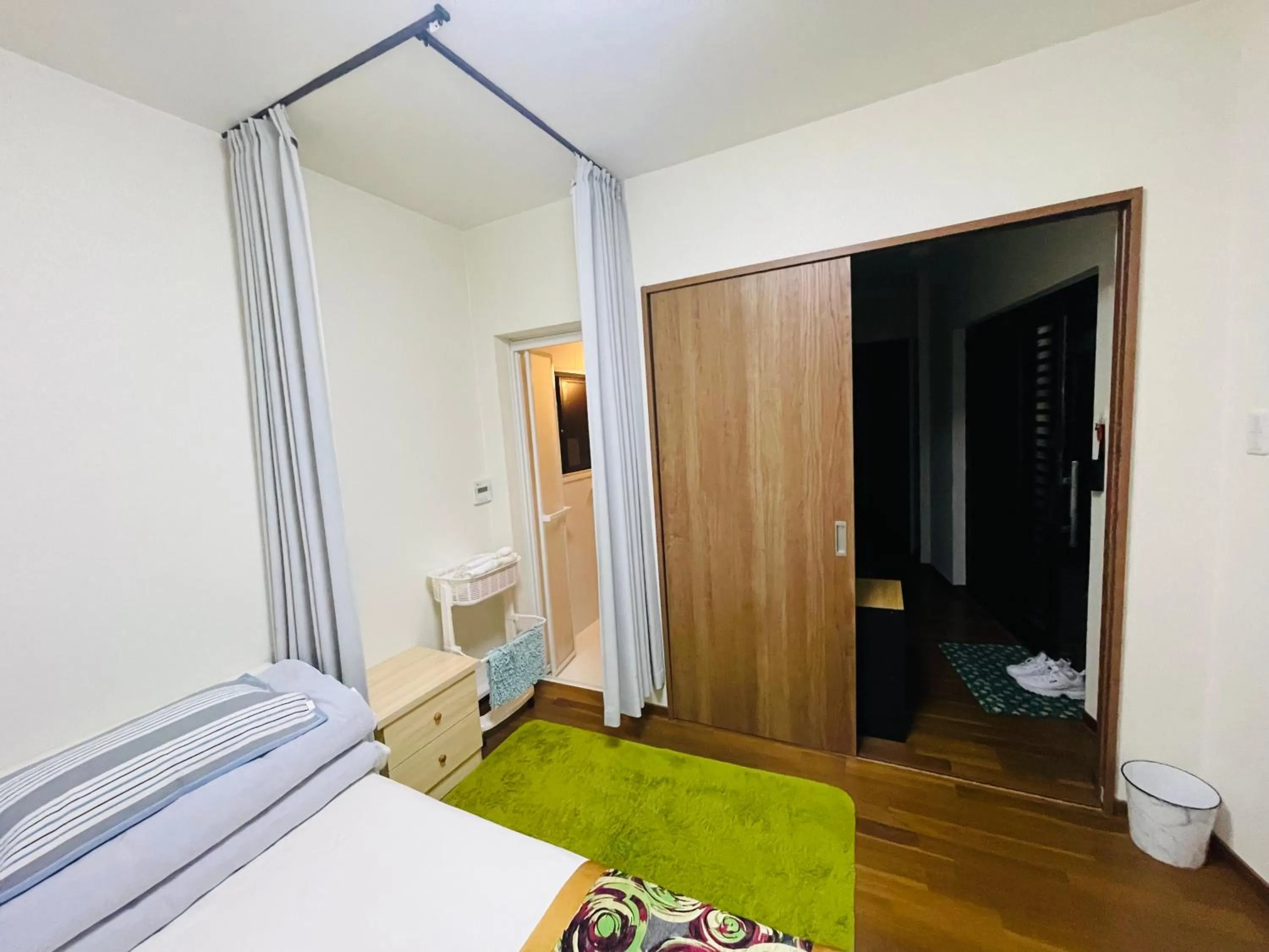 Bed in Shiga Biwa Lake Shanshui House