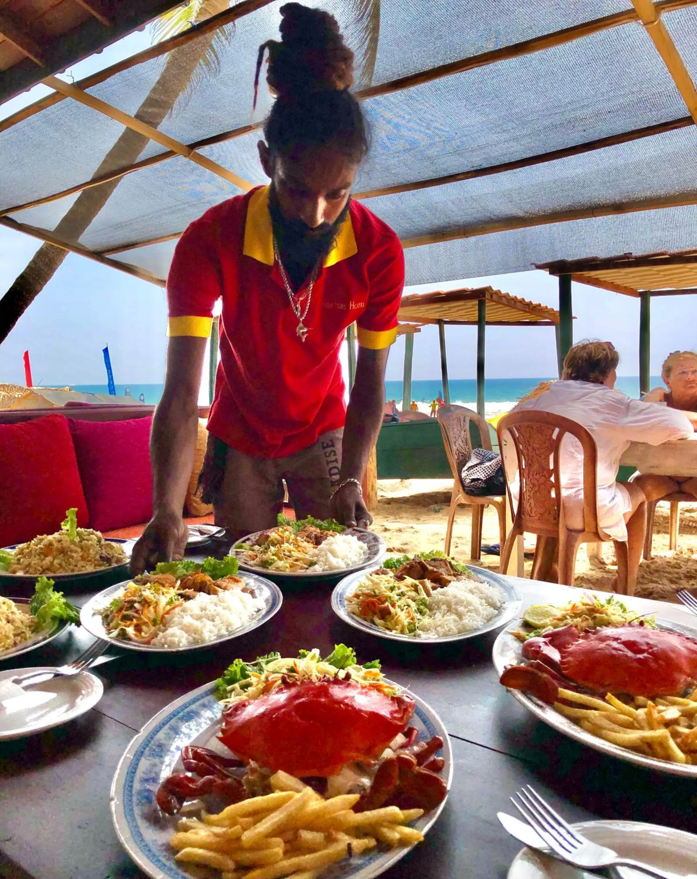 Drifters Hotel & Beach Restaurant