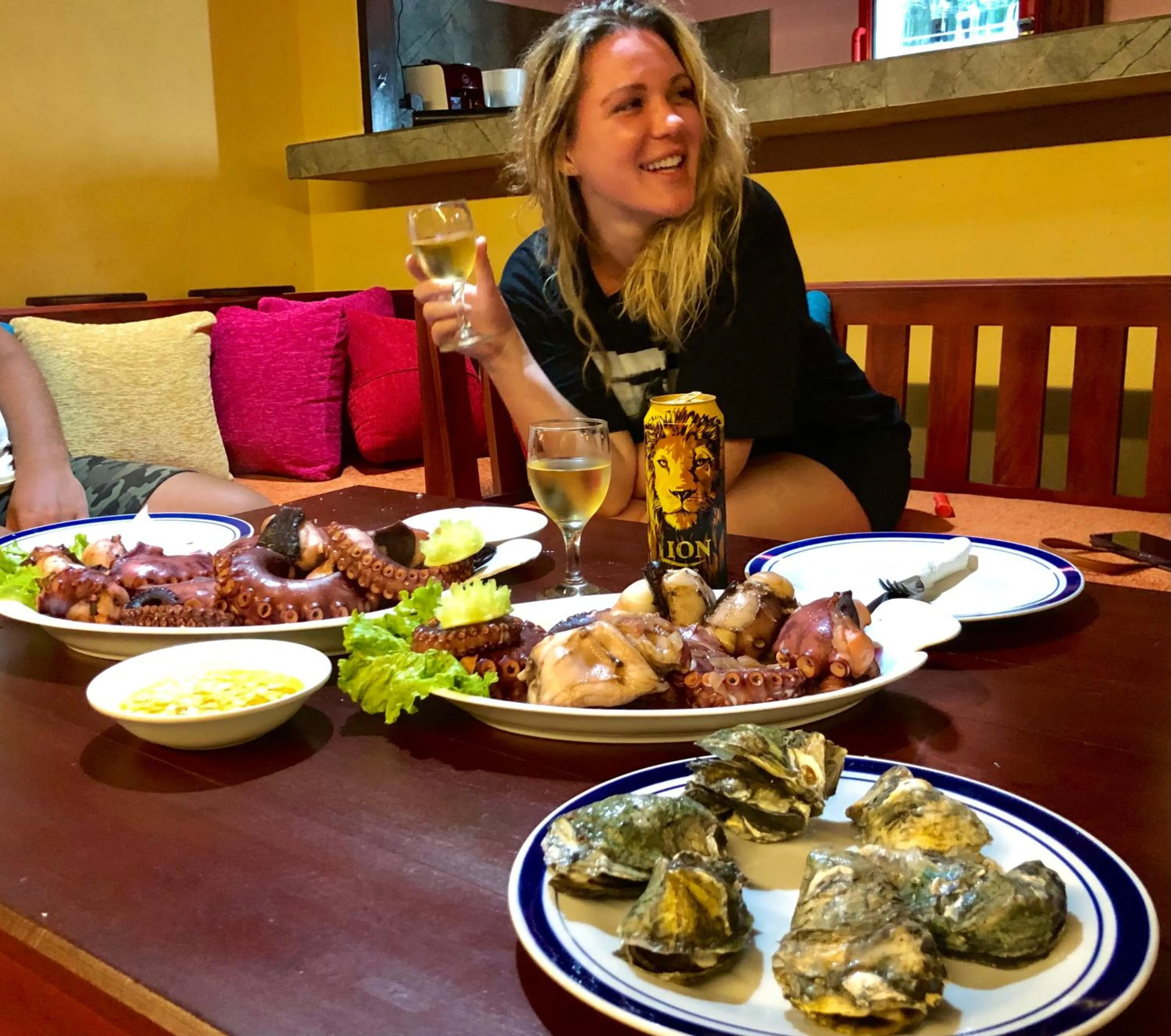 Drifters Hotel & Beach Restaurant