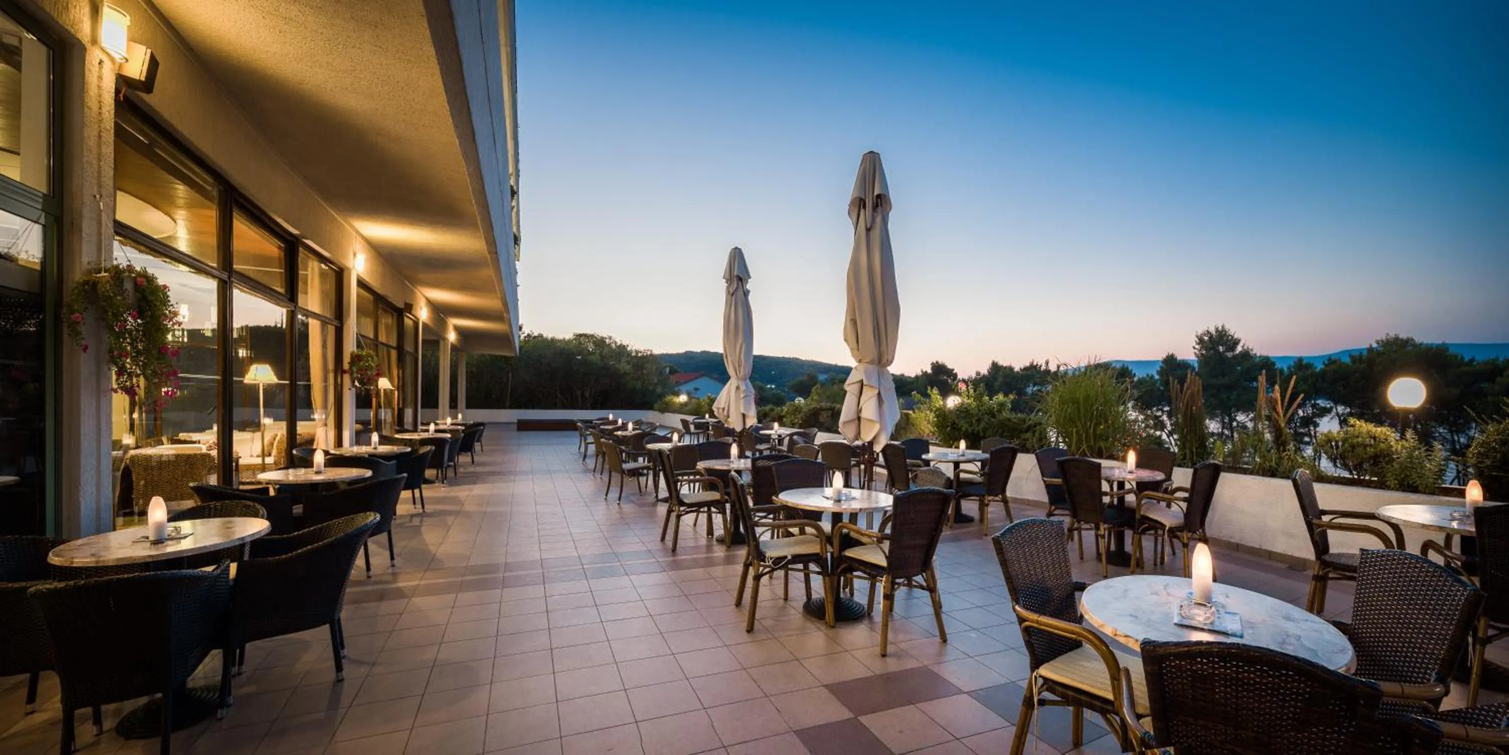 Restaurant/places to eat in Hotel Hvar