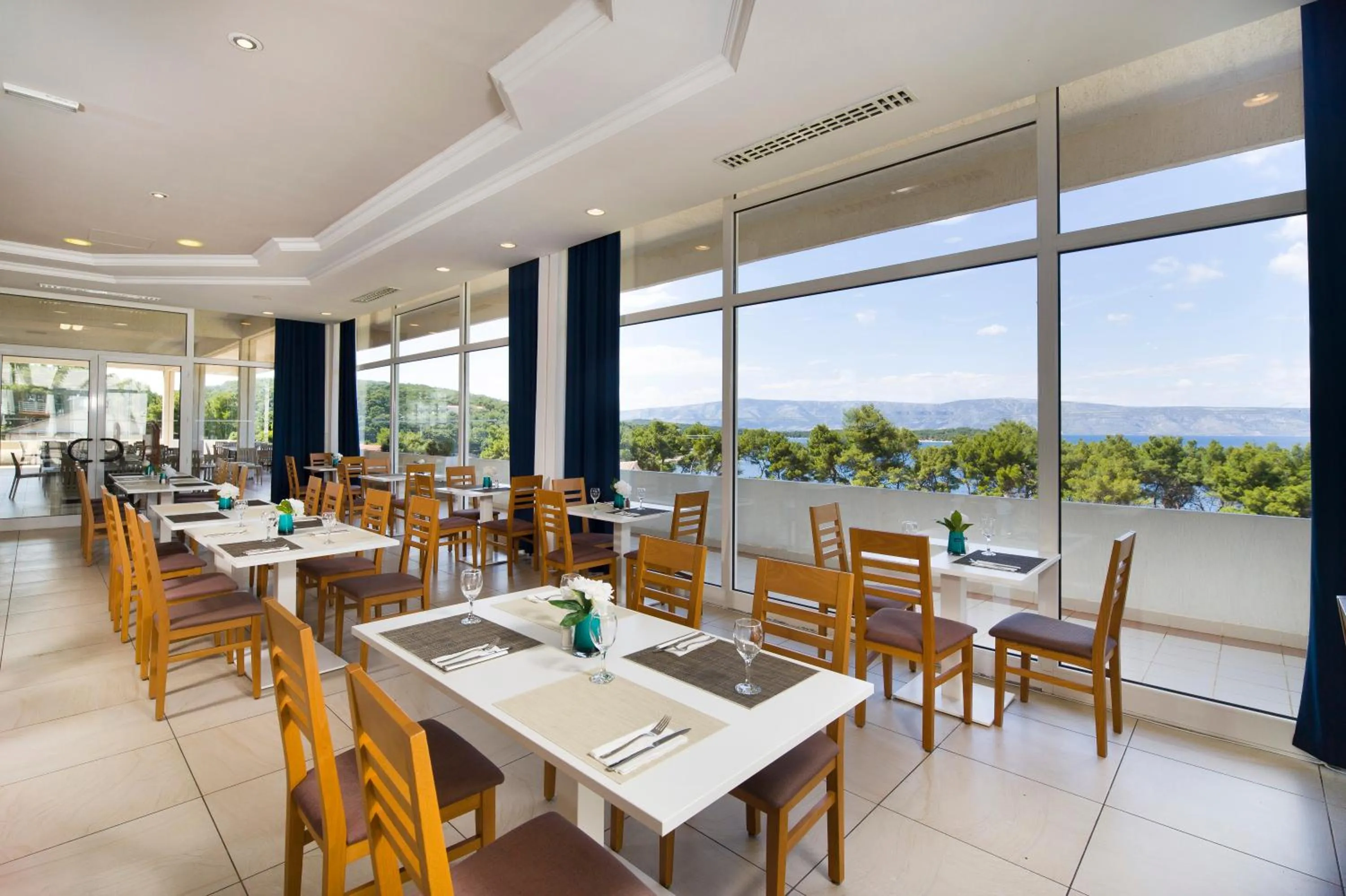 Restaurant/places to eat in Hotel Hvar
