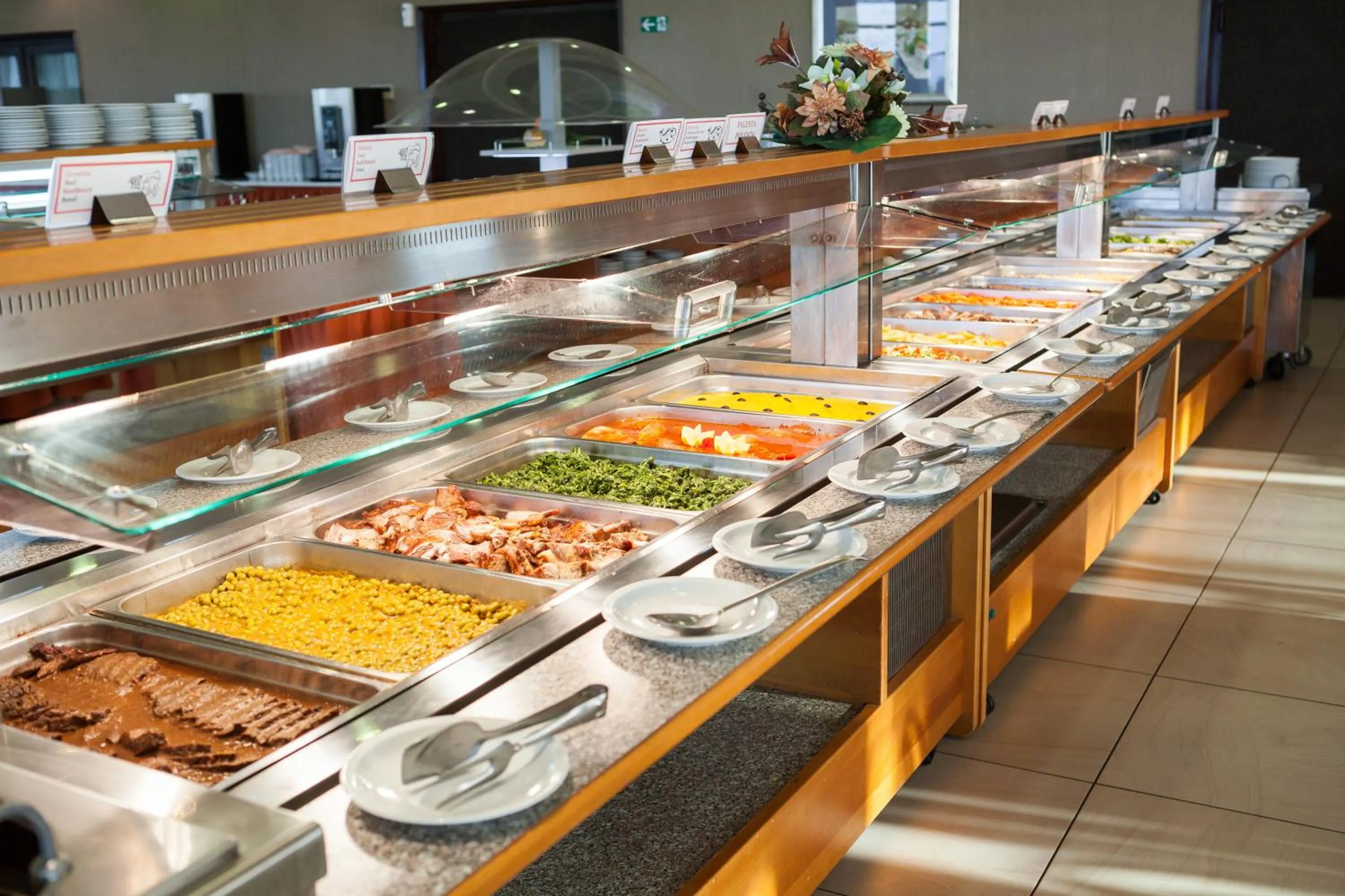 Food and drinks in Hotel Hvar