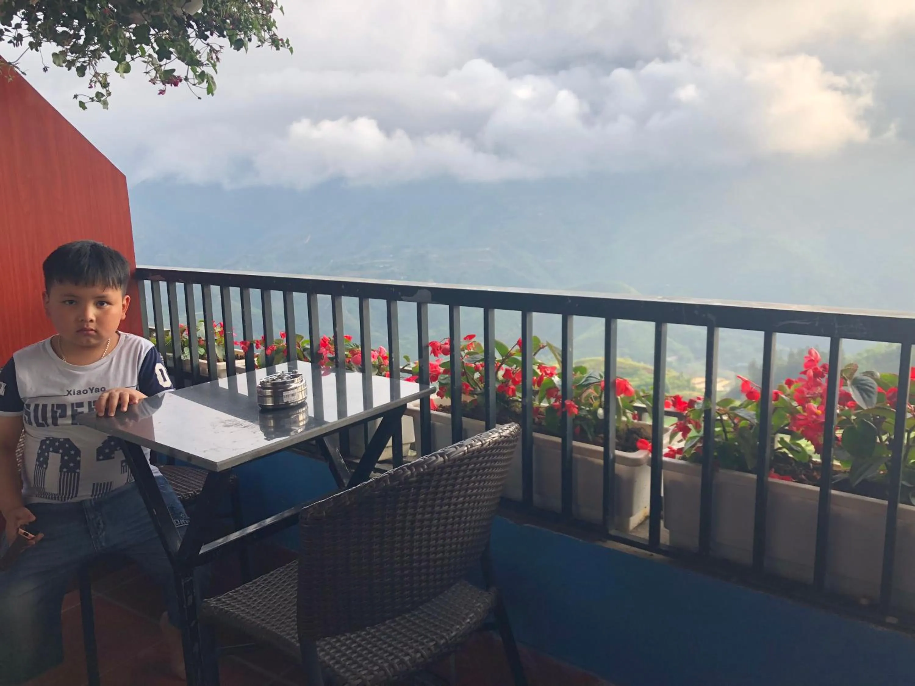 People in Sapa Hills Hotel