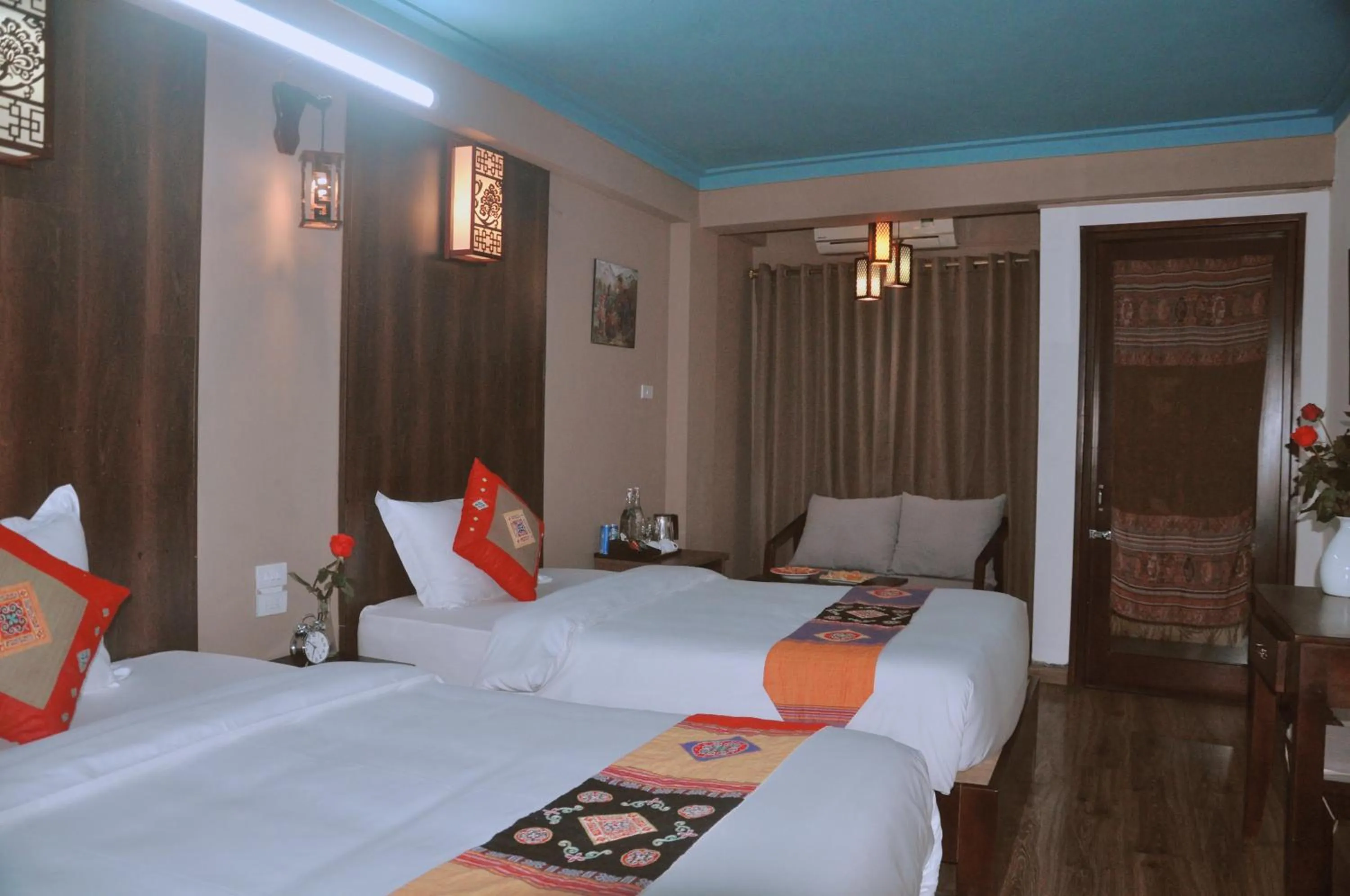 Photo of the whole room, Bed in Sapa Hills Hotel