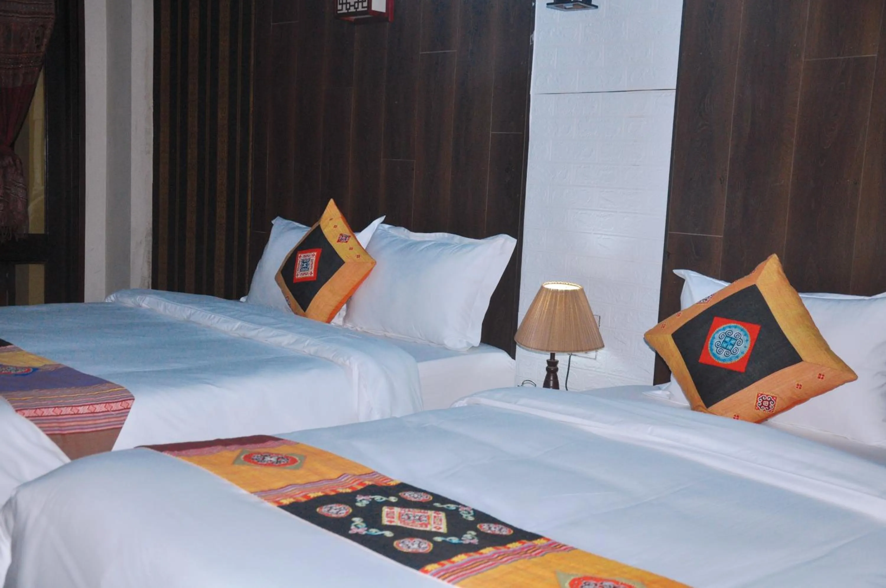 Photo of the whole room, Bed in Sapa Hills Hotel