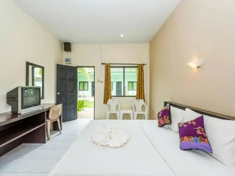 Bedroom, Bed in Baantonsai Garden Resort Bedroom, Bed in Baantonsai Garden Resort