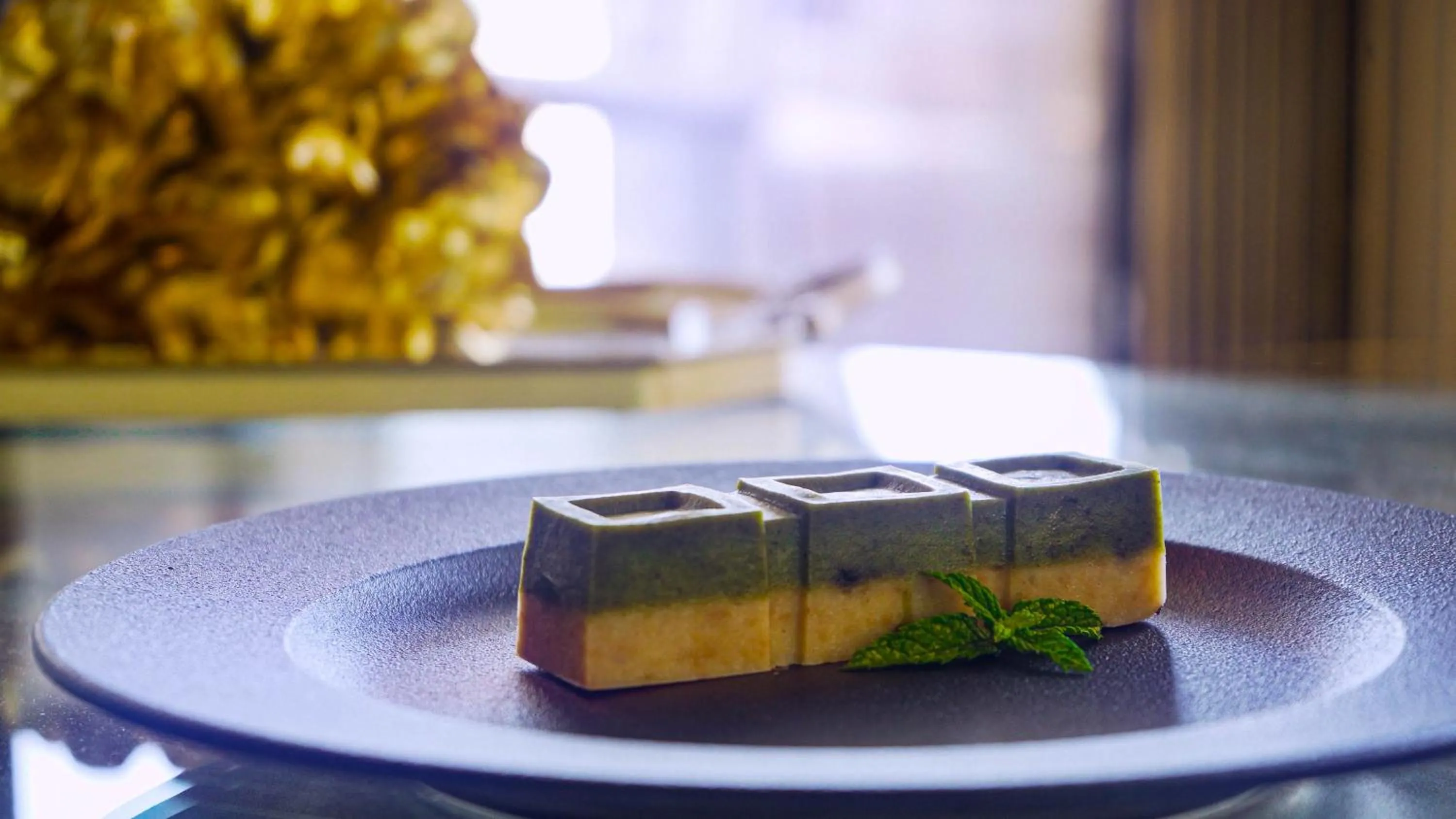 Restaurant/places to eat in Hotel Villa Letan