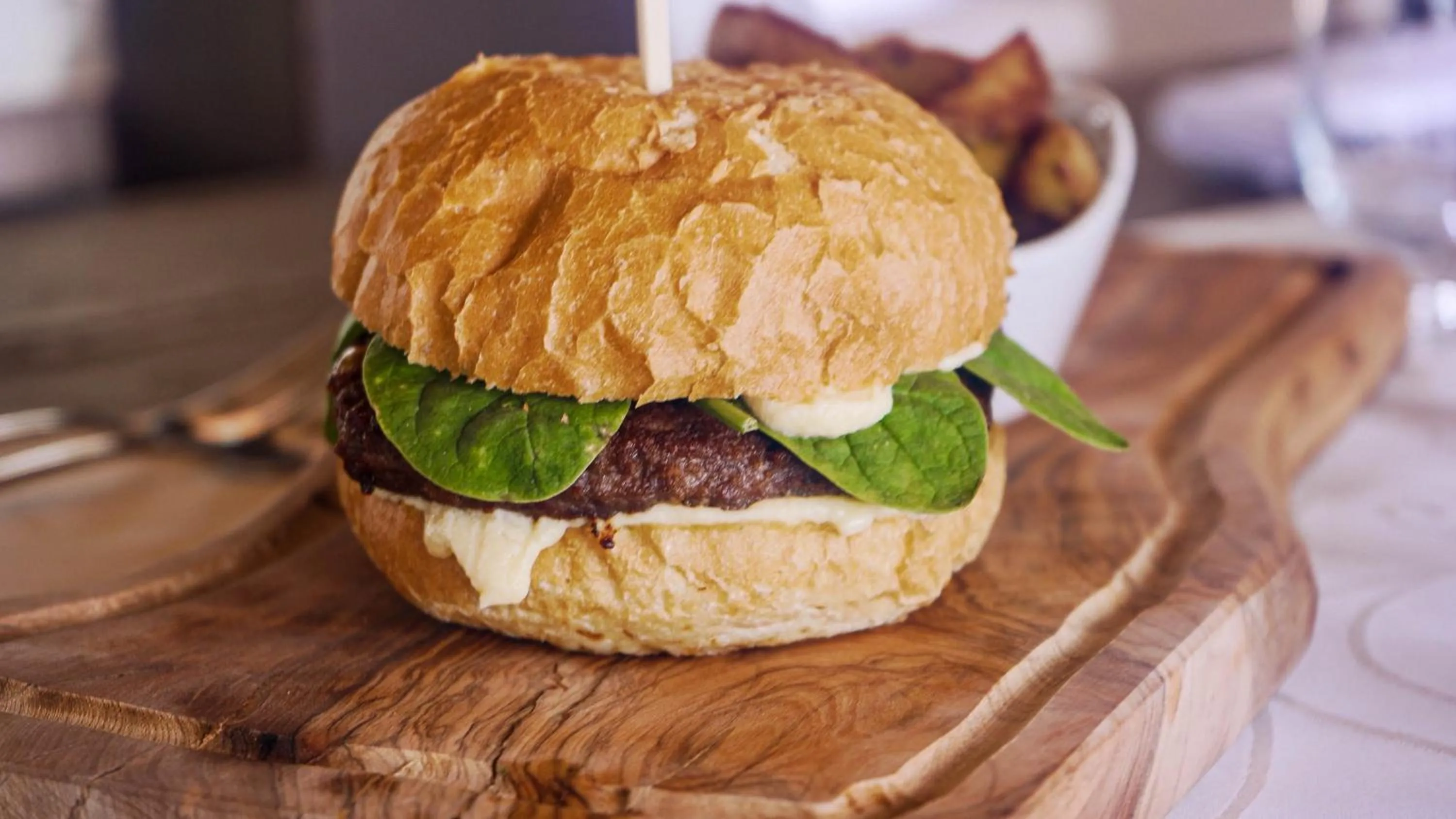 Restaurant/places to eat in Hotel Villa Letan