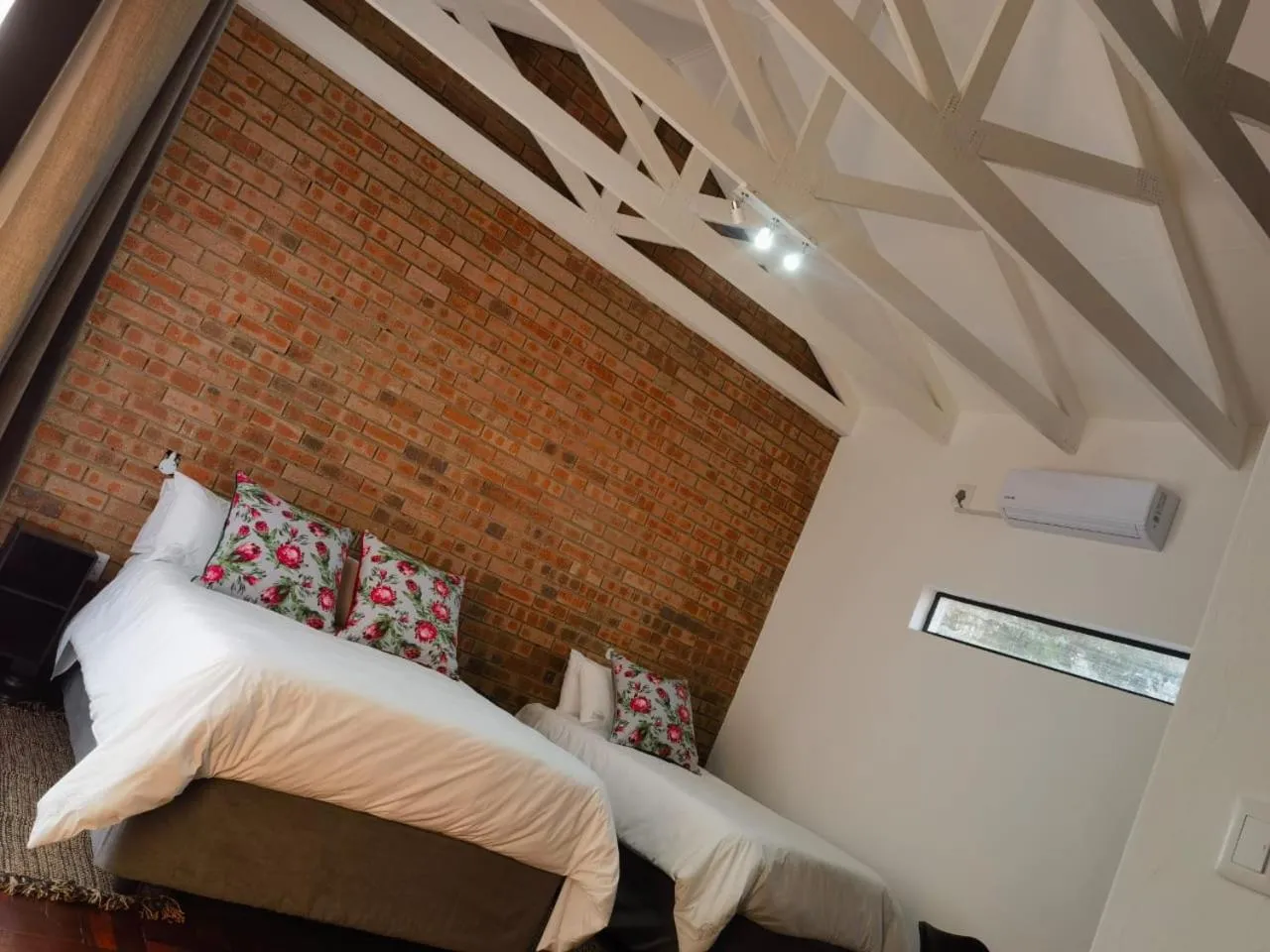 Bed in Ditsaleng Bed and Breakfast