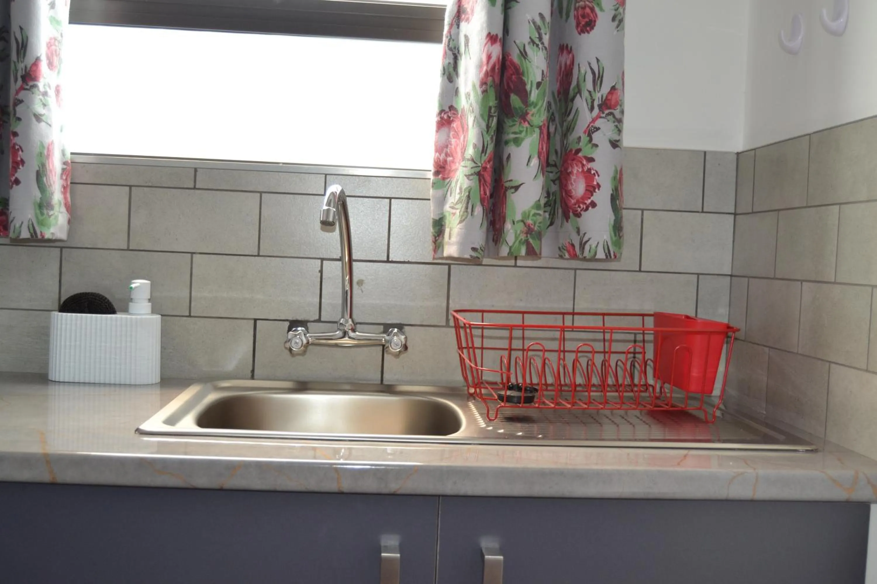 Kitchen or kitchenette in Ditsaleng Bed and Breakfast