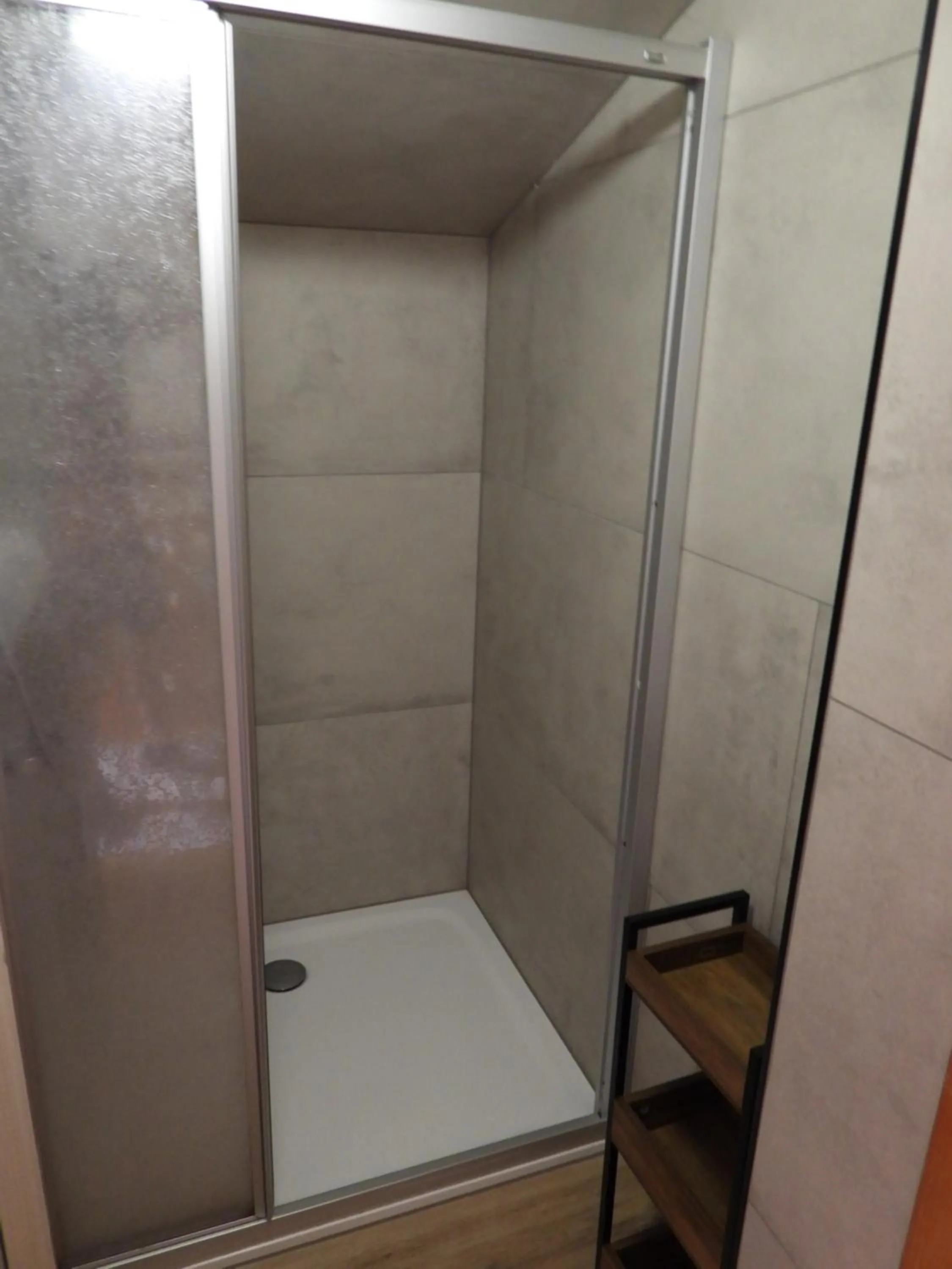 Shower in Ferienhaus Oberlengau