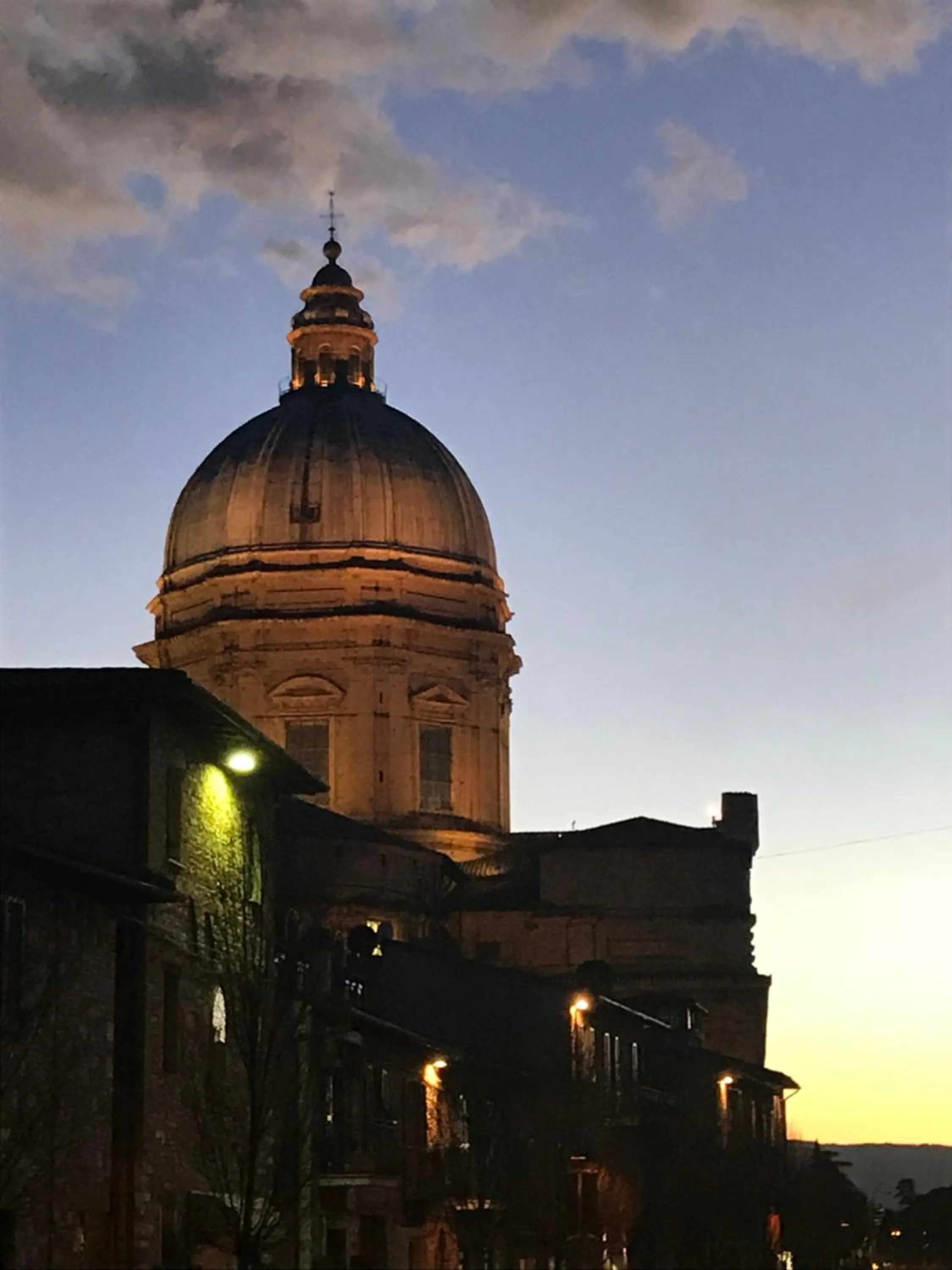 Landmark view in Camere il Cantico