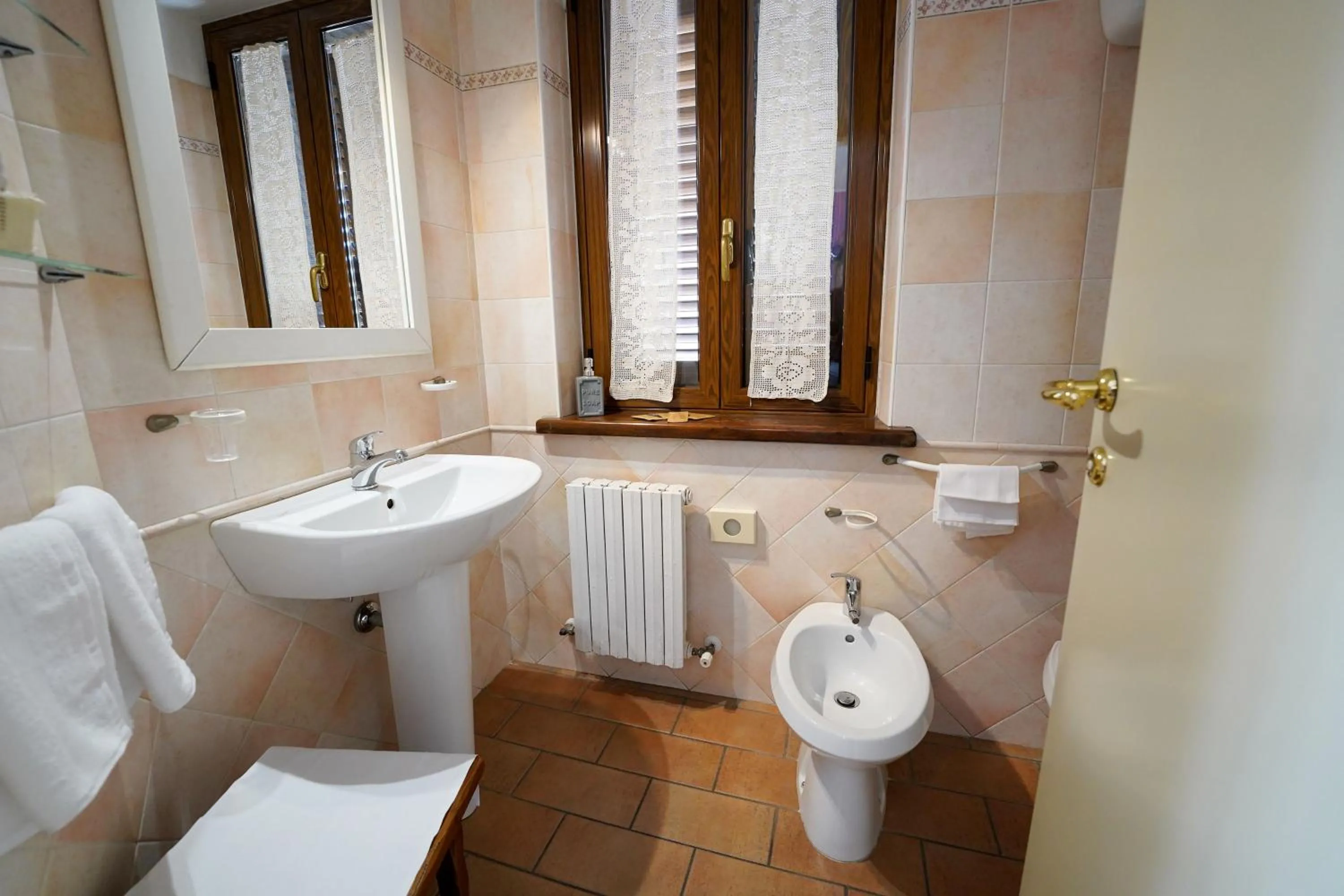 Shower in Camere il Cantico