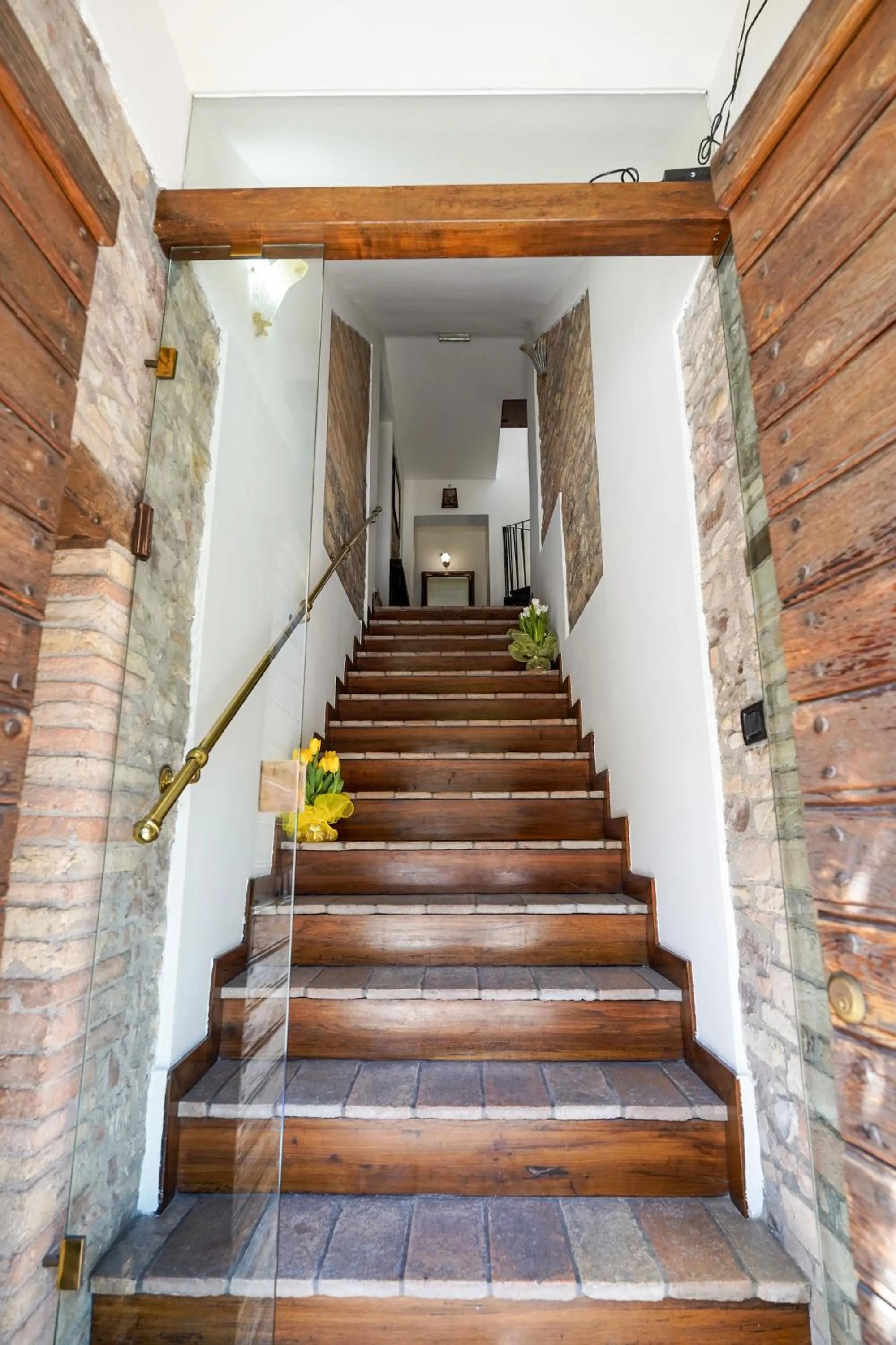 Facade/entrance in Camere il Cantico