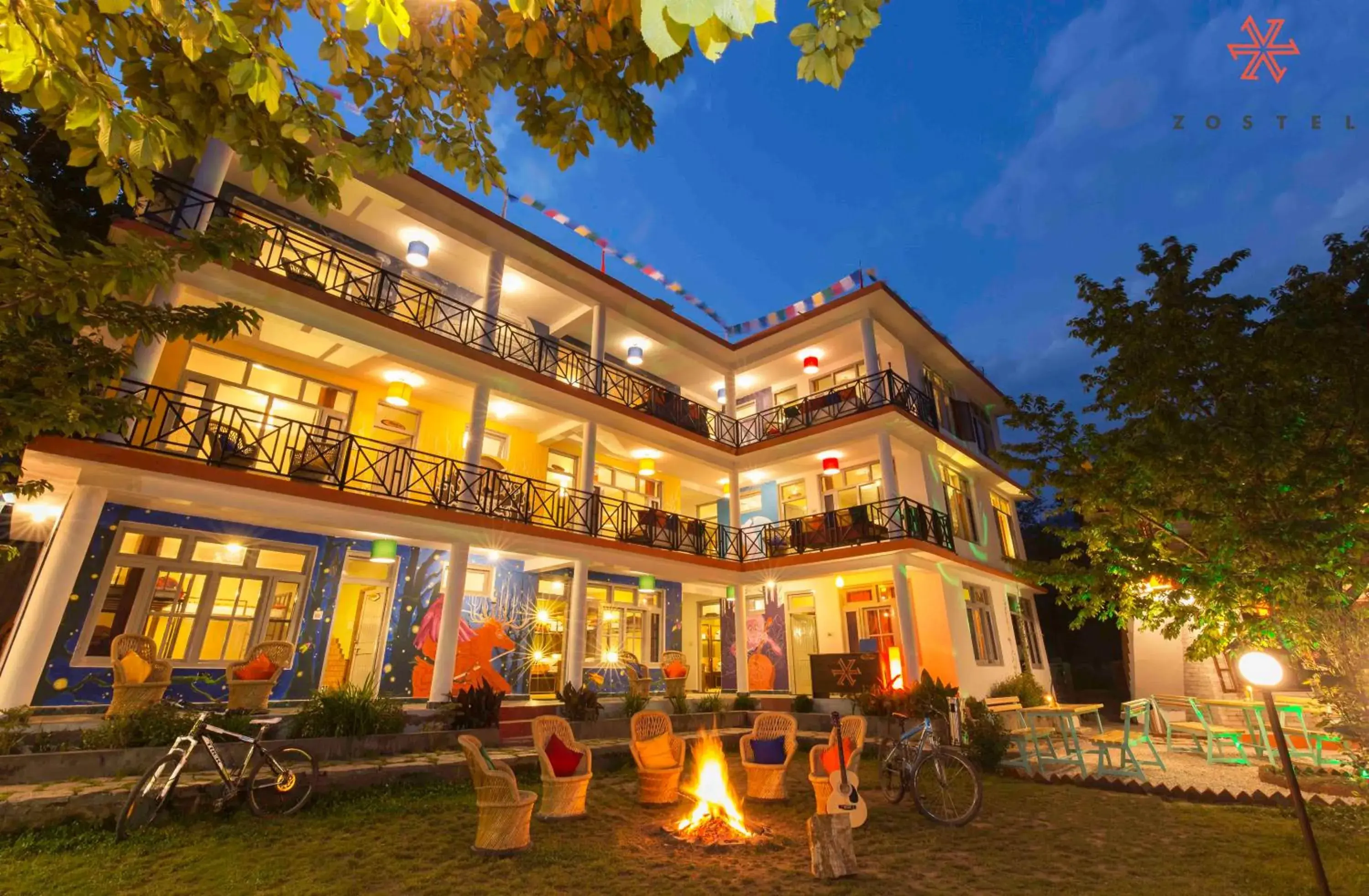 Property building in Zostel Old Manali Property building in Zostel Old Manali