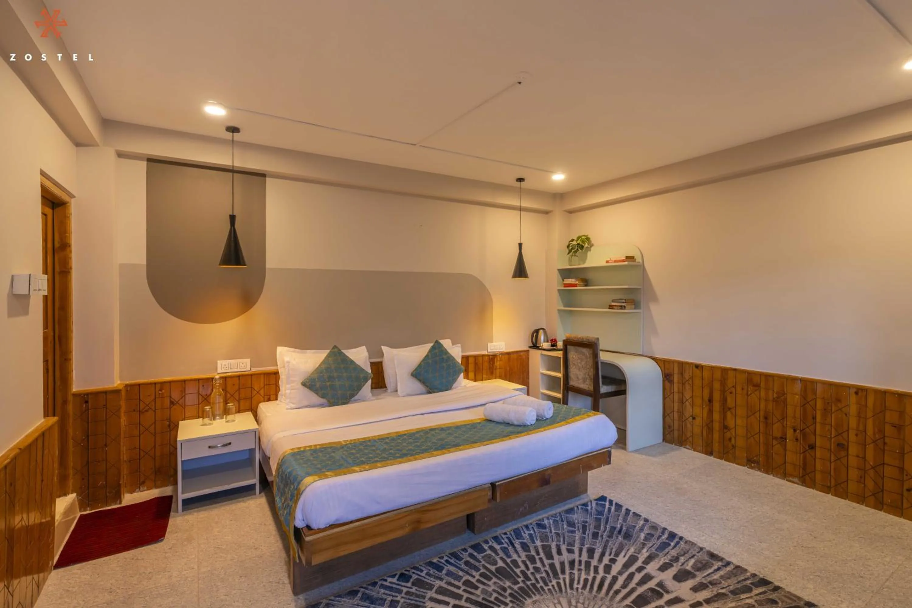 Bed in Zostel Old Manali