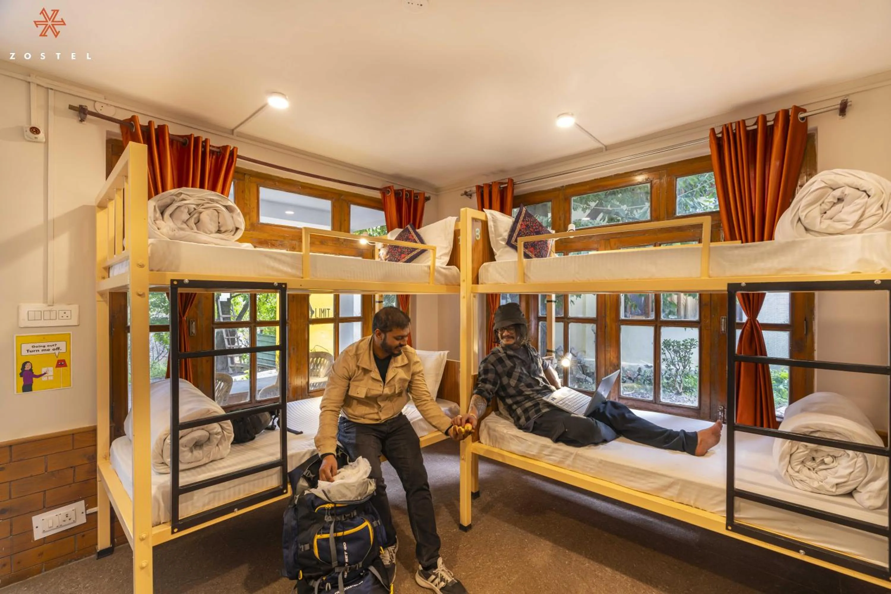 Bed in Zostel Old Manali