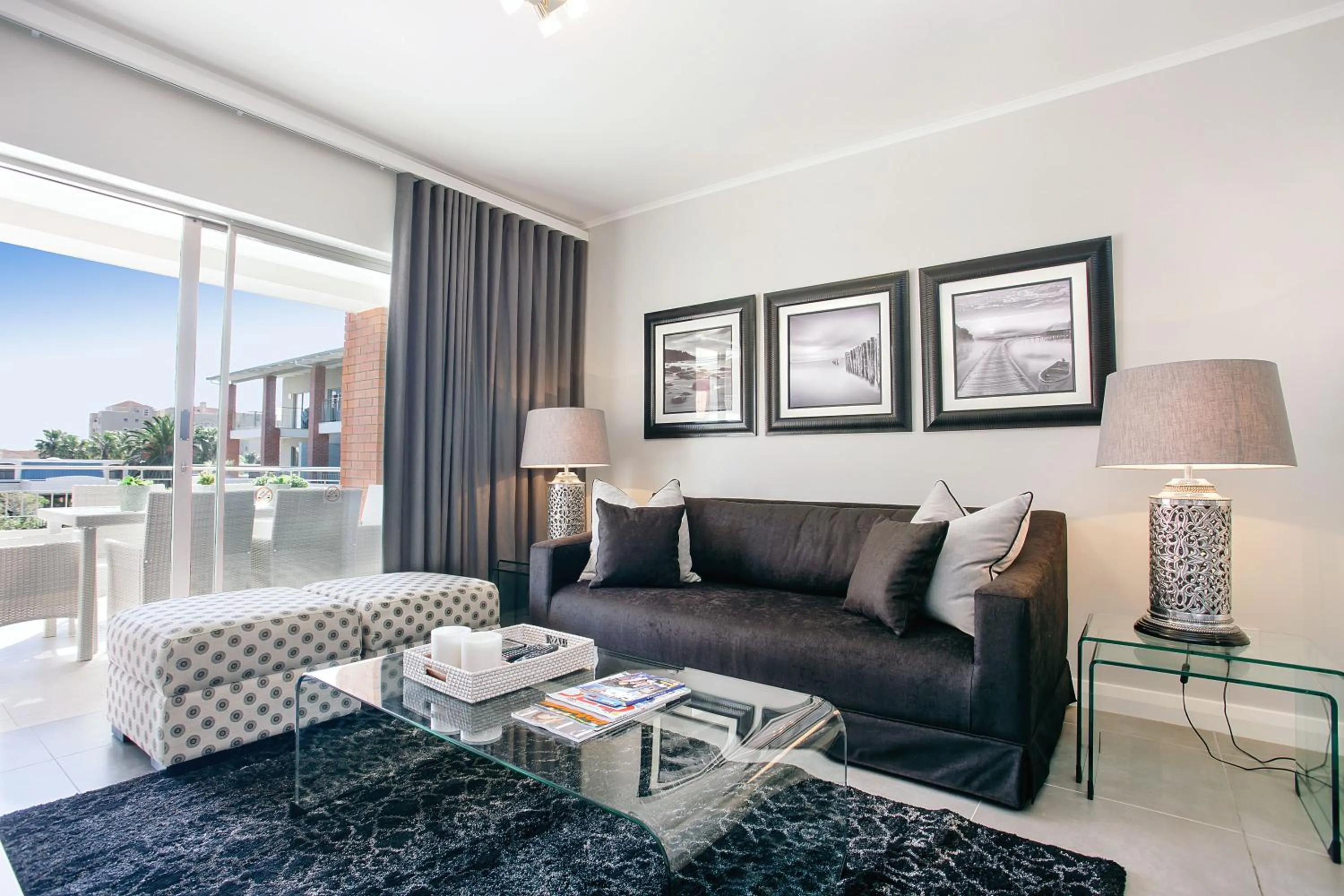 Living room in Superior Apartment Mayfair