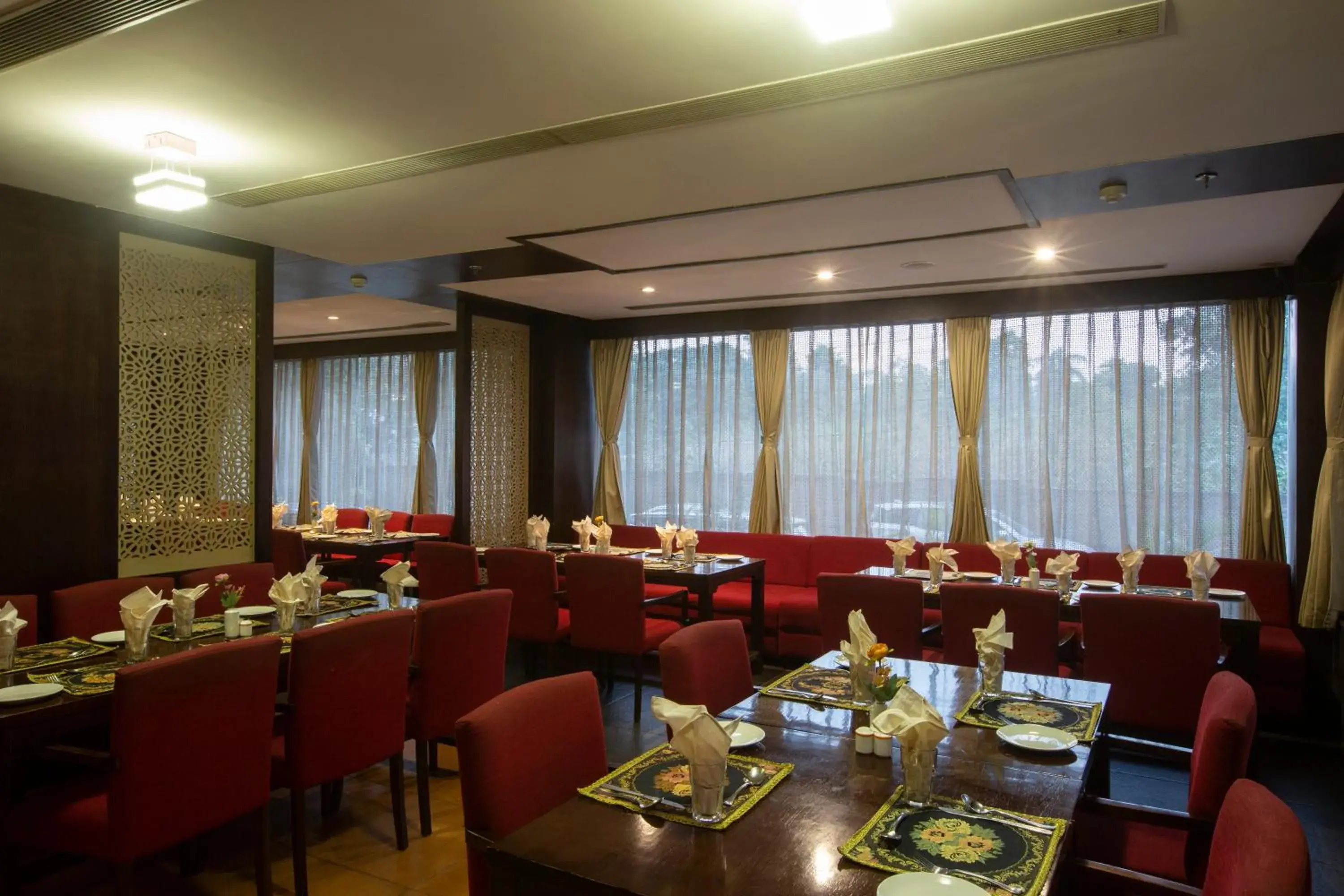 Restaurant/places to eat in Vesta Grand Central Udaipur Restaurant/places to eat in Vesta Grand Central Udaipur