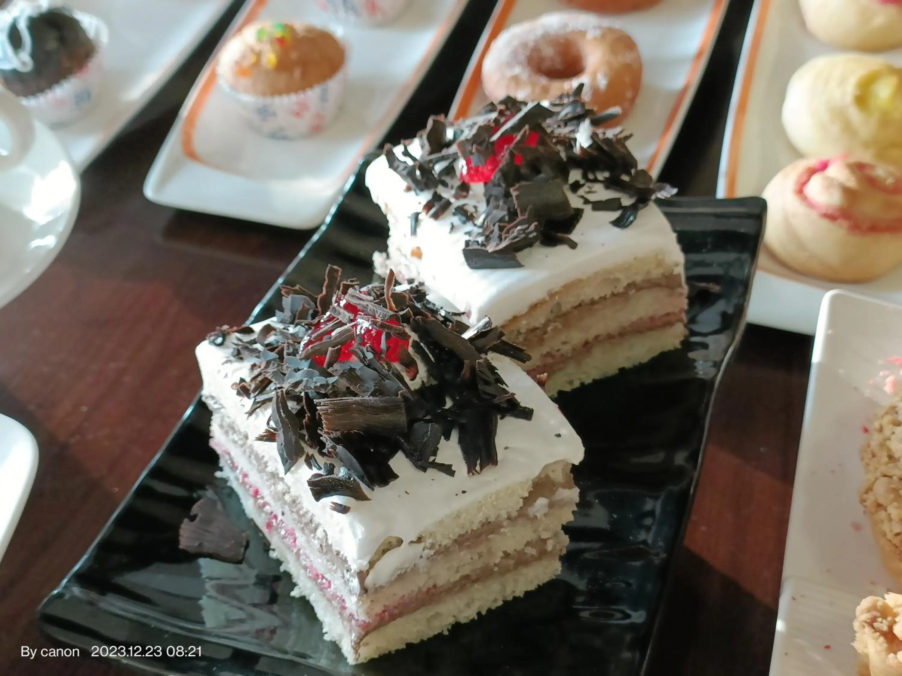 Food and drinks in Hotel Mumbai House