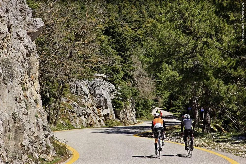 Hiking in Cavallari Palace Hotel Suites